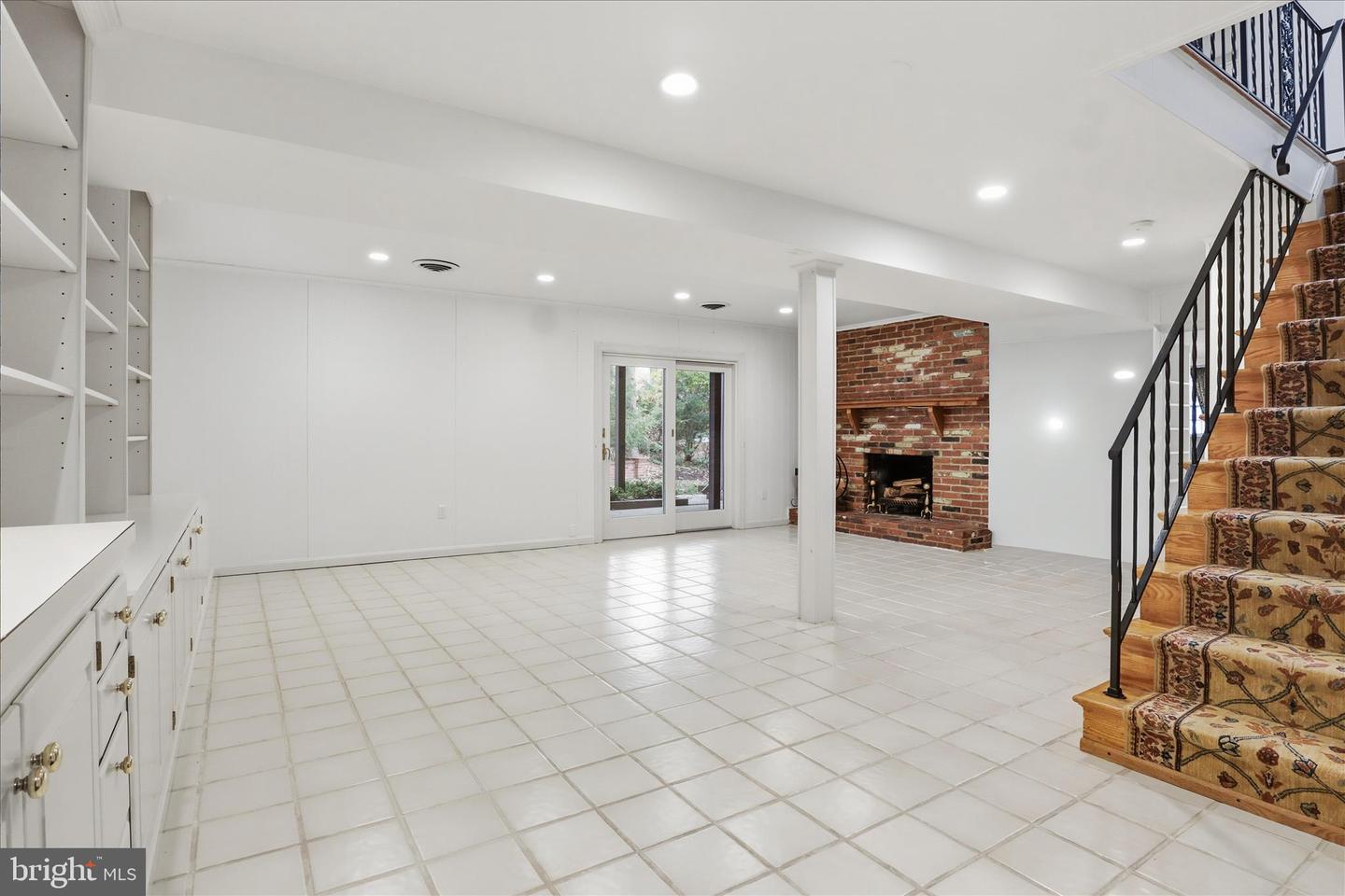 4100 TIDEWATER CT, ALEXANDRIA, Virginia 22309, 4 Bedrooms Bedrooms, ,3 BathroomsBathrooms,Residential,For sale,4100 TIDEWATER CT,VAFX2279128 MLS # VAFX2279128 4100 TIDEWATER CT, ALEXANDRIA, Virginia 22309, 4 Bedrooms Bedrooms, ,3 BathroomsBathrooms,Residential,For sale,4100 TIDEWATER CT,VAFX2279128 MLS # VAFX2279128