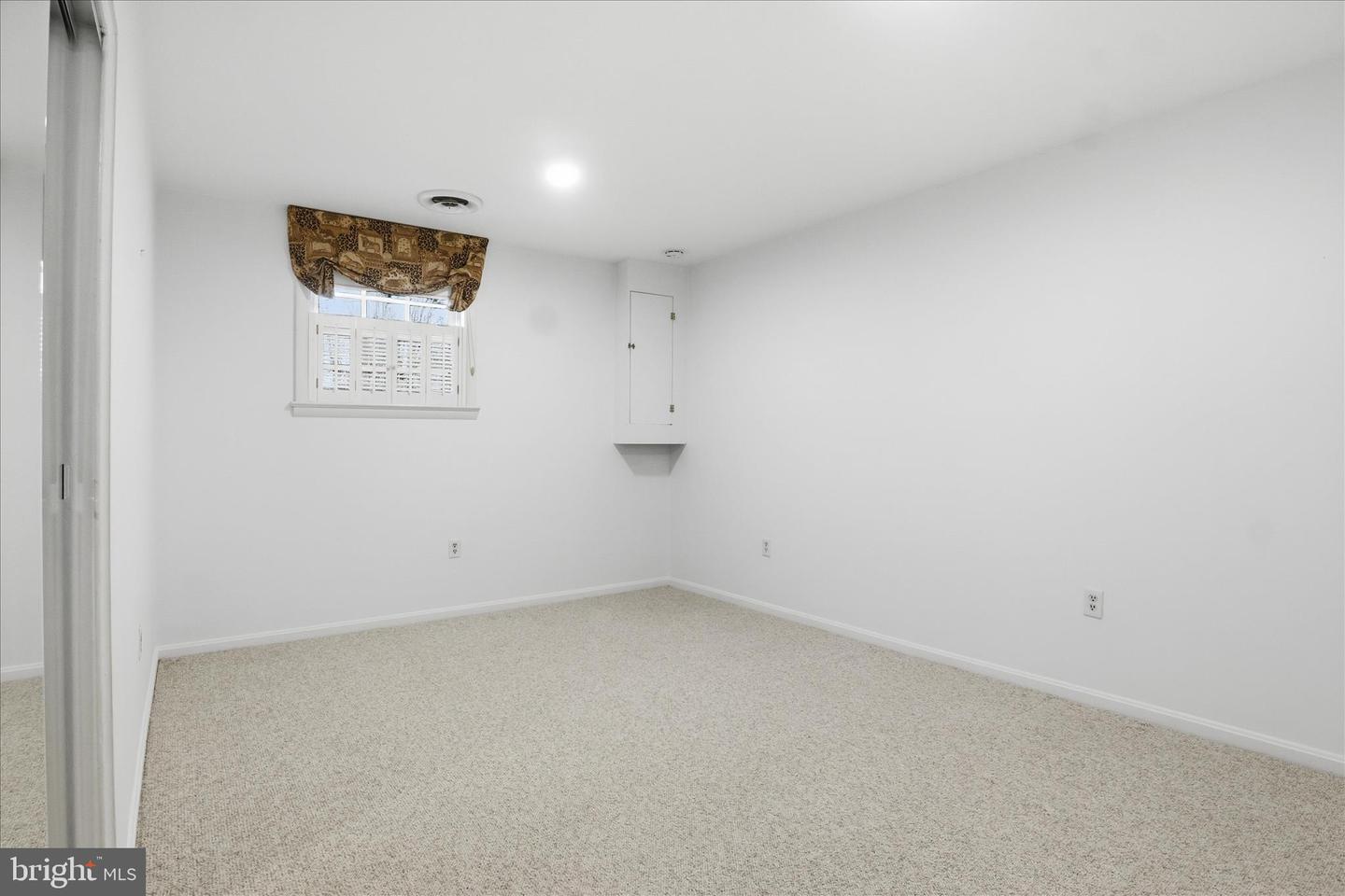 4100 TIDEWATER CT, ALEXANDRIA, Virginia 22309, 4 Bedrooms Bedrooms, ,3 BathroomsBathrooms,Residential,For sale,4100 TIDEWATER CT,VAFX2279128 MLS # VAFX2279128 4100 TIDEWATER CT, ALEXANDRIA, Virginia 22309, 4 Bedrooms Bedrooms, ,3 BathroomsBathrooms,Residential,For sale,4100 TIDEWATER CT,VAFX2279128 MLS # VAFX2279128