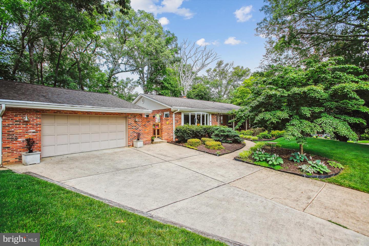 4100 TIDEWATER CT, ALEXANDRIA, Virginia 22309, 4 Bedrooms Bedrooms, ,3 BathroomsBathrooms,Residential,For sale,4100 TIDEWATER CT,VAFX2279128 MLS # VAFX2279128 4100 TIDEWATER CT, ALEXANDRIA, Virginia 22309, 4 Bedrooms Bedrooms, ,3 BathroomsBathrooms,Residential,For sale,4100 TIDEWATER CT,VAFX2279128 MLS # VAFX2279128