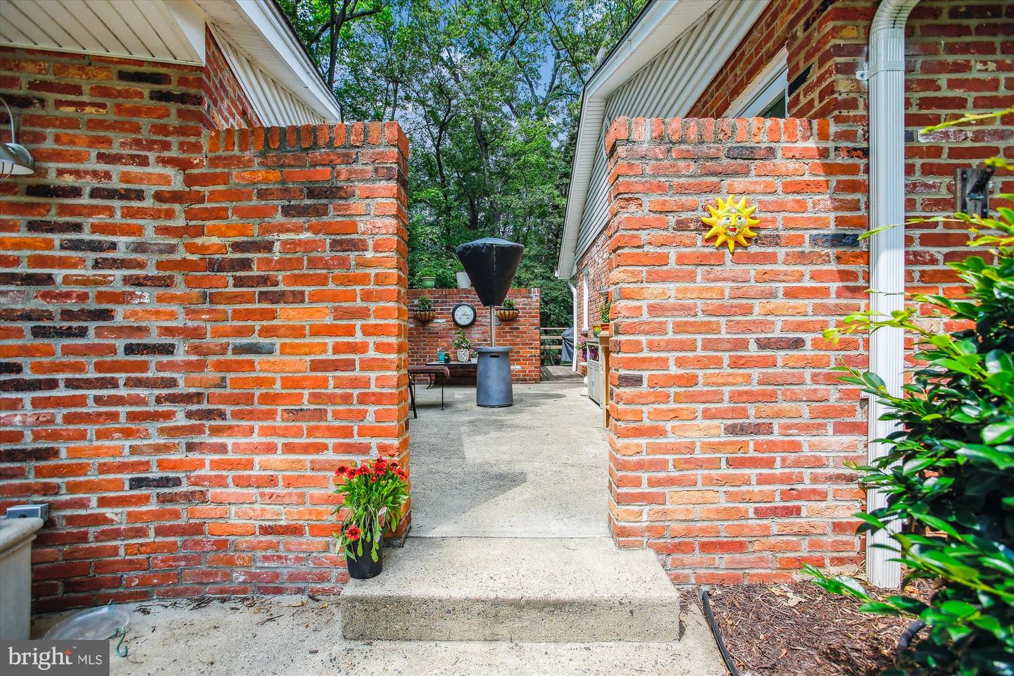 4100 TIDEWATER CT, ALEXANDRIA, Virginia 22309, 4 Bedrooms Bedrooms, ,3 BathroomsBathrooms,Residential,For sale,4100 TIDEWATER CT,VAFX2279128 MLS # VAFX2279128 4100 TIDEWATER CT, ALEXANDRIA, Virginia 22309, 4 Bedrooms Bedrooms, ,3 BathroomsBathrooms,Residential,For sale,4100 TIDEWATER CT,VAFX2279128 MLS # VAFX2279128