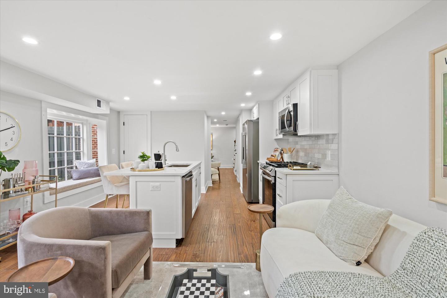 524 QUEEN ST, ALEXANDRIA, Virginia 22314, 5 Bedrooms Bedrooms, ,5 BathroomsBathrooms,Residential,For sale,524 QUEEN ST,VAAX2051896 MLS # VAAX2051896 524 QUEEN ST, ALEXANDRIA, Virginia 22314, 5 Bedrooms Bedrooms, ,5 BathroomsBathrooms,Residential,For sale,524 QUEEN ST,VAAX2051896 MLS # VAAX2051896