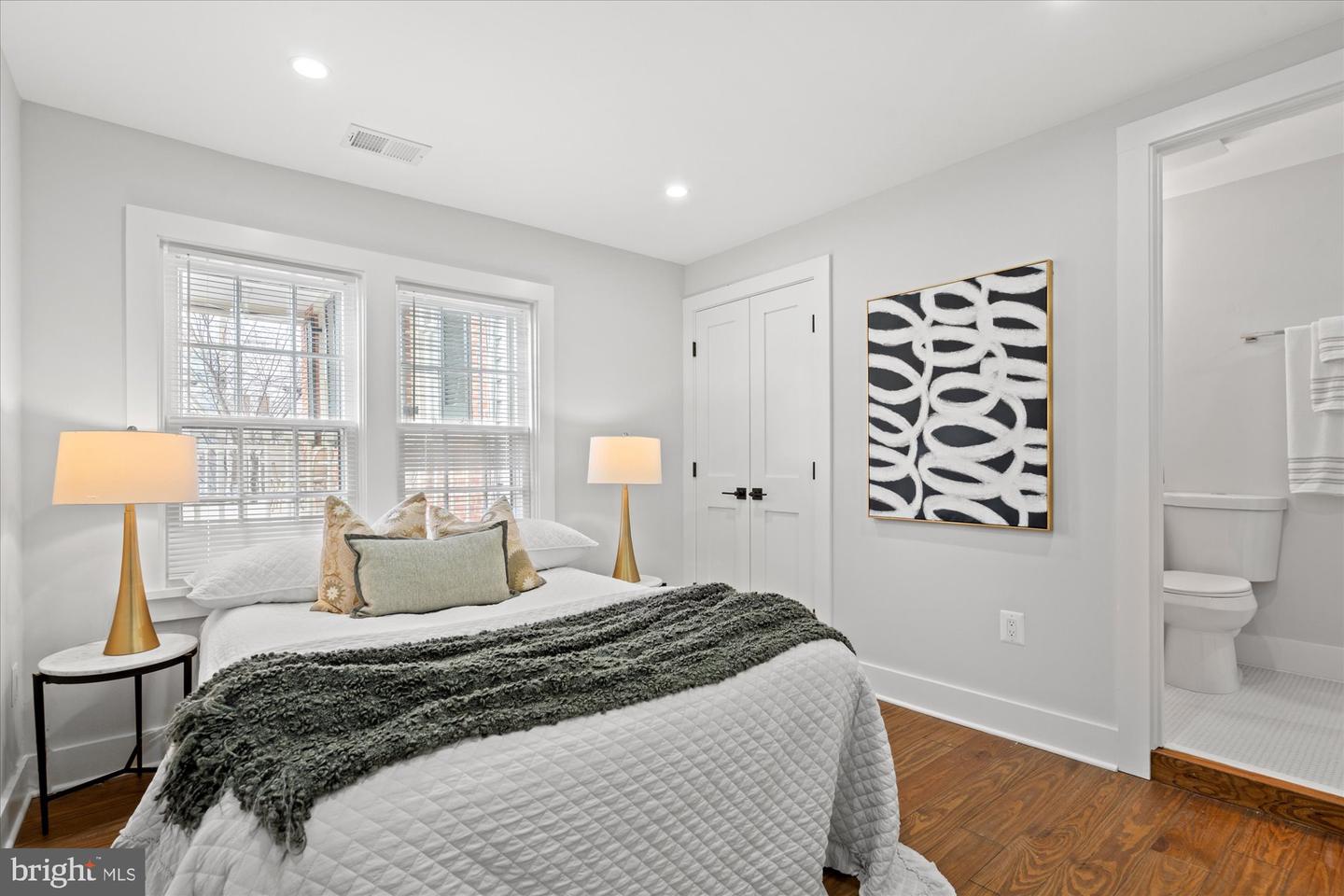 524 QUEEN ST, ALEXANDRIA, Virginia 22314, 5 Bedrooms Bedrooms, ,5 BathroomsBathrooms,Residential,For sale,524 QUEEN ST,VAAX2051896 MLS # VAAX2051896 524 QUEEN ST, ALEXANDRIA, Virginia 22314, 5 Bedrooms Bedrooms, ,5 BathroomsBathrooms,Residential,For sale,524 QUEEN ST,VAAX2051896 MLS # VAAX2051896