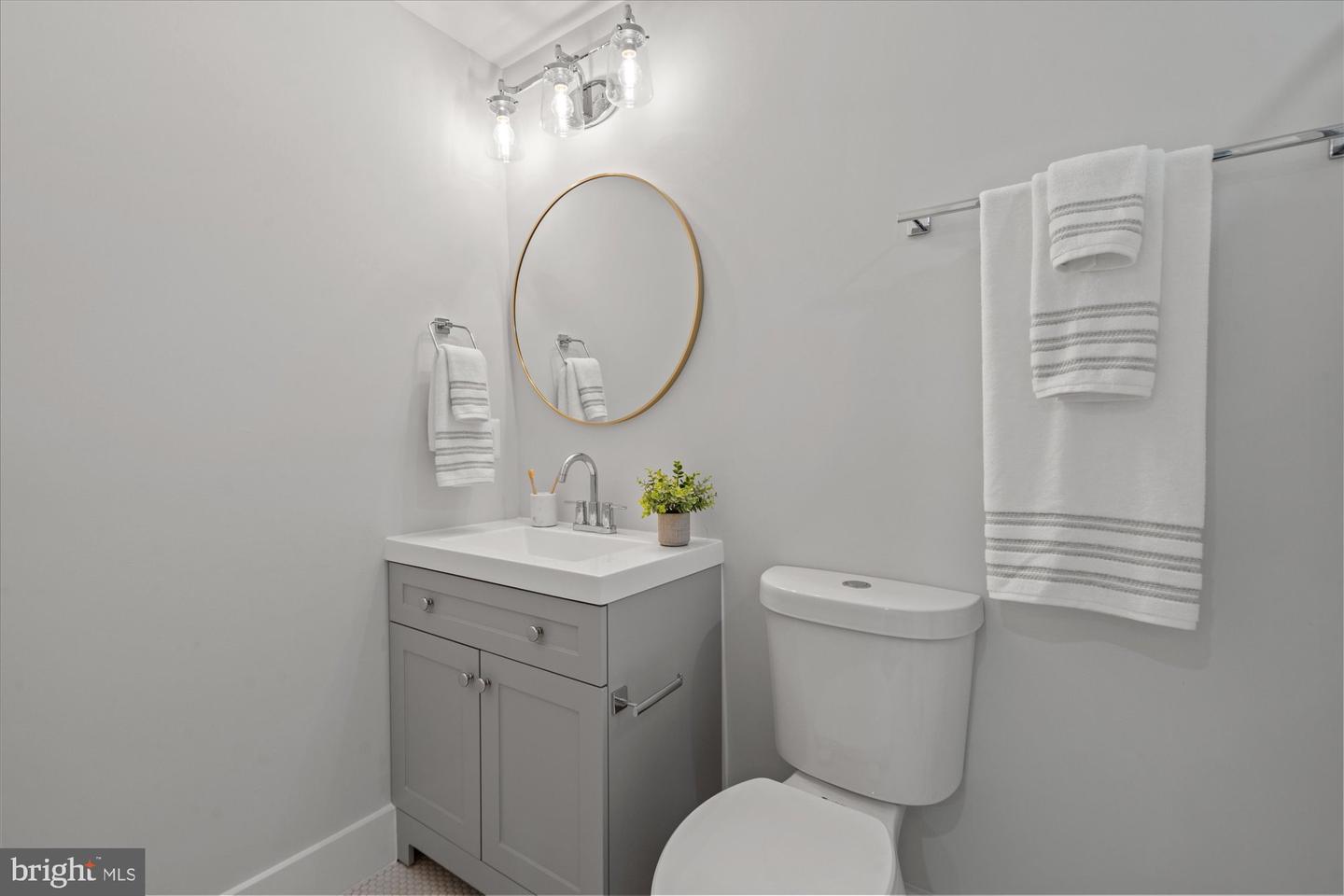 524 QUEEN ST, ALEXANDRIA, Virginia 22314, 5 Bedrooms Bedrooms, ,5 BathroomsBathrooms,Residential,For sale,524 QUEEN ST,VAAX2051896 MLS # VAAX2051896 524 QUEEN ST, ALEXANDRIA, Virginia 22314, 5 Bedrooms Bedrooms, ,5 BathroomsBathrooms,Residential,For sale,524 QUEEN ST,VAAX2051896 MLS # VAAX2051896