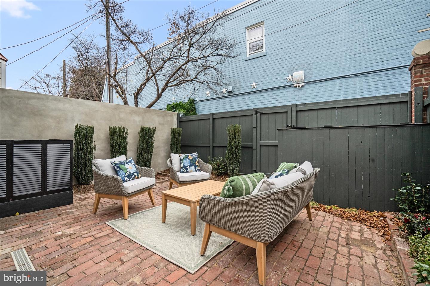 524 QUEEN ST, ALEXANDRIA, Virginia 22314, 5 Bedrooms Bedrooms, ,5 BathroomsBathrooms,Residential,For sale,524 QUEEN ST,VAAX2051896 MLS # VAAX2051896 524 QUEEN ST, ALEXANDRIA, Virginia 22314, 5 Bedrooms Bedrooms, ,5 BathroomsBathrooms,Residential,For sale,524 QUEEN ST,VAAX2051896 MLS # VAAX2051896