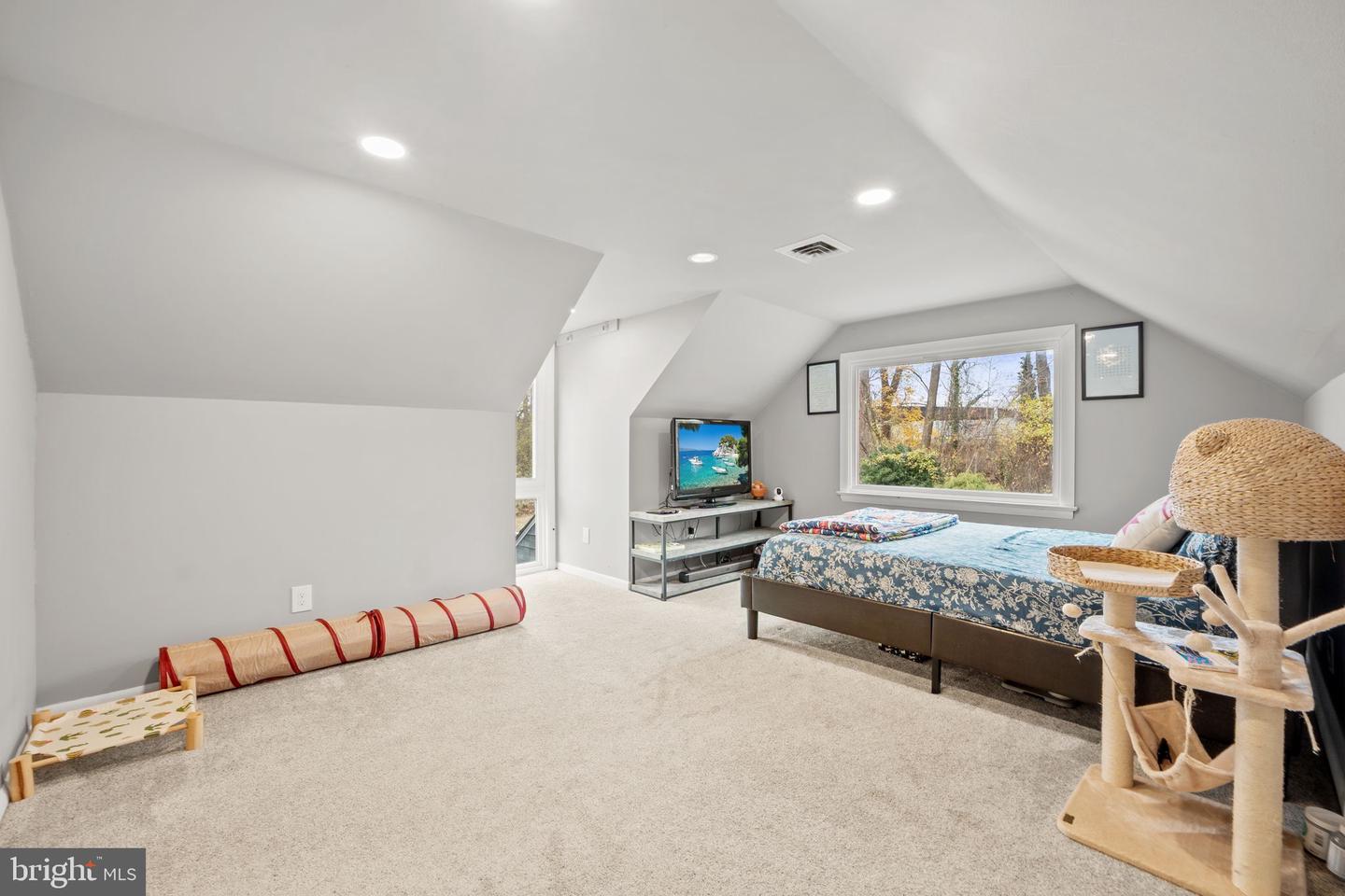 2531 OGDEN ST, FALLS CHURCH, Virginia 22043, 4 Bedrooms Bedrooms, 7 Rooms Rooms,3 BathroomsBathrooms,Residential,For sale,2531 OGDEN ST,VAFX2280296 MLS # VAFX2280296 2531 OGDEN ST, FALLS CHURCH, Virginia 22043, 4 Bedrooms Bedrooms, 7 Rooms Rooms,3 BathroomsBathrooms,Residential,For sale,2531 OGDEN ST,VAFX2280296 MLS # VAFX2280296