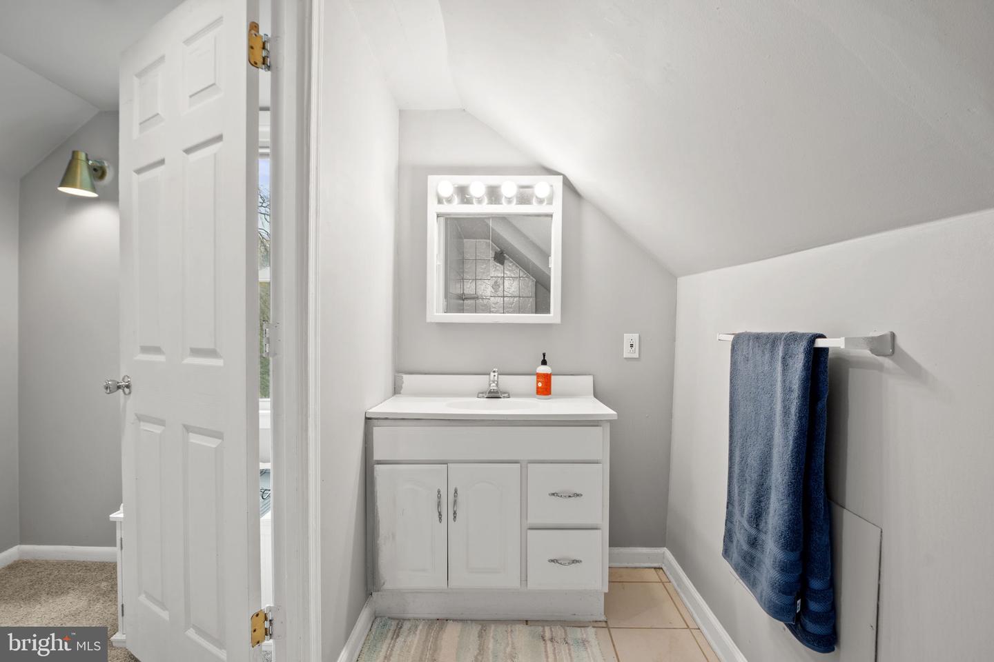 2531 OGDEN ST, FALLS CHURCH, Virginia 22043, 4 Bedrooms Bedrooms, 7 Rooms Rooms,3 BathroomsBathrooms,Residential,For sale,2531 OGDEN ST,VAFX2280296 MLS # VAFX2280296 2531 OGDEN ST, FALLS CHURCH, Virginia 22043, 4 Bedrooms Bedrooms, 7 Rooms Rooms,3 BathroomsBathrooms,Residential,For sale,2531 OGDEN ST,VAFX2280296 MLS # VAFX2280296