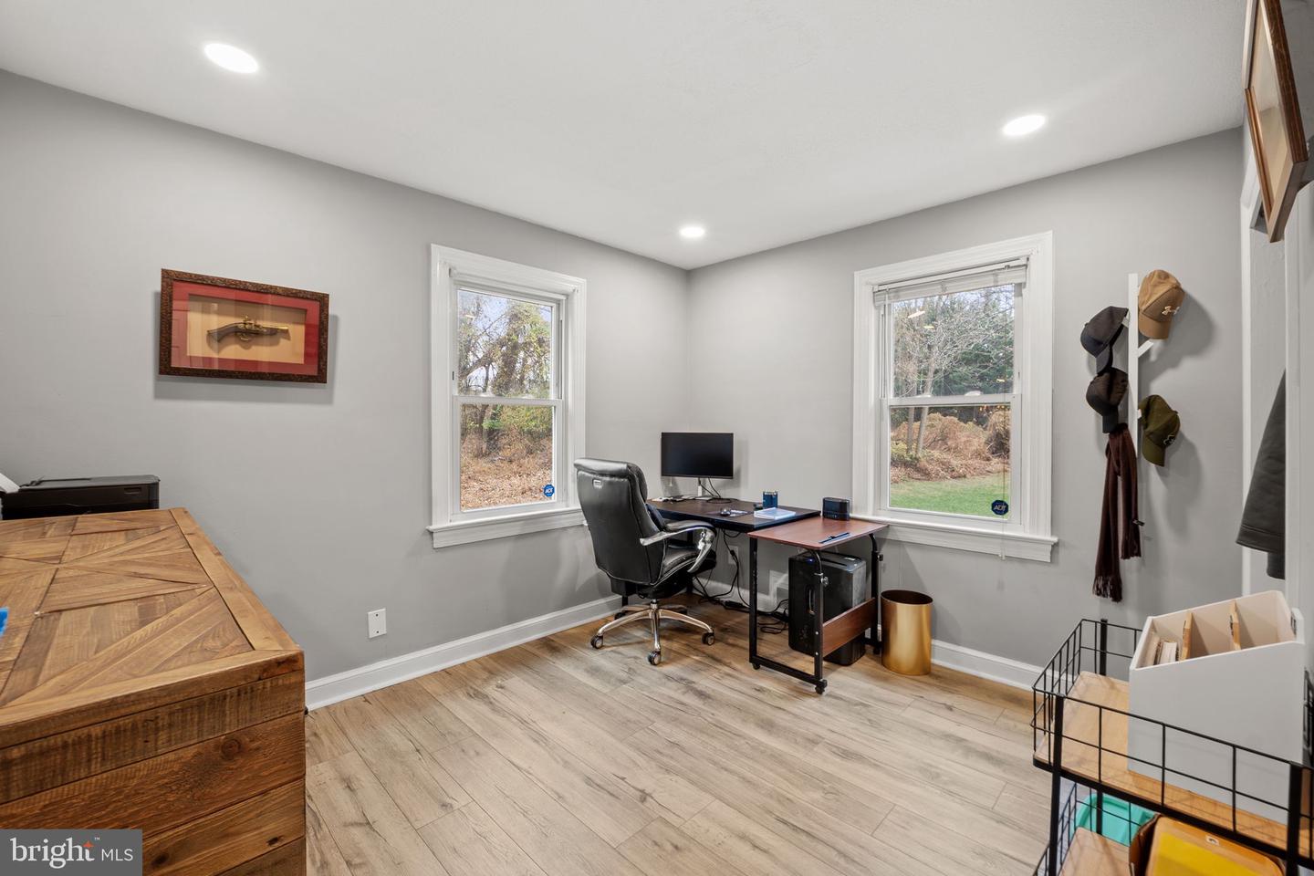 2531 OGDEN ST, FALLS CHURCH, Virginia 22043, 4 Bedrooms Bedrooms, 7 Rooms Rooms,3 BathroomsBathrooms,Residential,For sale,2531 OGDEN ST,VAFX2280296 MLS # VAFX2280296 2531 OGDEN ST, FALLS CHURCH, Virginia 22043, 4 Bedrooms Bedrooms, 7 Rooms Rooms,3 BathroomsBathrooms,Residential,For sale,2531 OGDEN ST,VAFX2280296 MLS # VAFX2280296