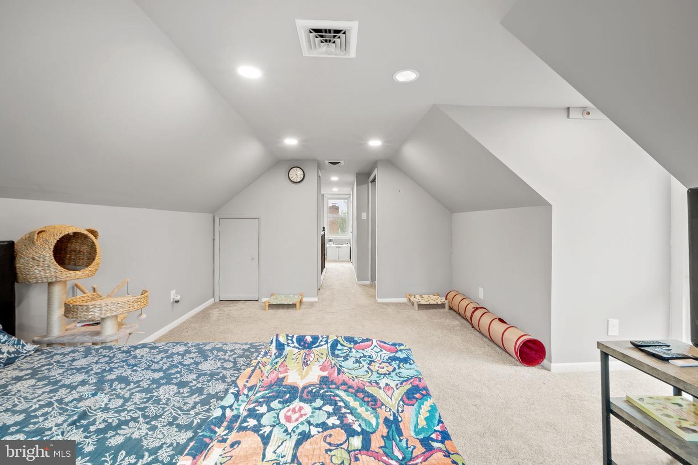 2531 OGDEN ST, FALLS CHURCH, Virginia 22043, 4 Bedrooms Bedrooms, 7 Rooms Rooms,3 BathroomsBathrooms,Residential,For sale,2531 OGDEN ST,VAFX2280296 MLS # VAFX2280296 2531 OGDEN ST, FALLS CHURCH, Virginia 22043, 4 Bedrooms Bedrooms, 7 Rooms Rooms,3 BathroomsBathrooms,Residential,For sale,2531 OGDEN ST,VAFX2280296 MLS # VAFX2280296