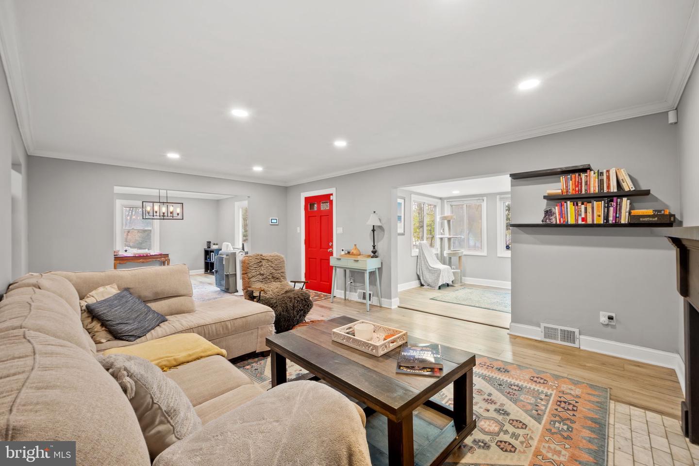 2531 OGDEN ST, FALLS CHURCH, Virginia 22043, 4 Bedrooms Bedrooms, 7 Rooms Rooms,3 BathroomsBathrooms,Residential,For sale,2531 OGDEN ST,VAFX2280296 MLS # VAFX2280296 2531 OGDEN ST, FALLS CHURCH, Virginia 22043, 4 Bedrooms Bedrooms, 7 Rooms Rooms,3 BathroomsBathrooms,Residential,For sale,2531 OGDEN ST,VAFX2280296 MLS # VAFX2280296