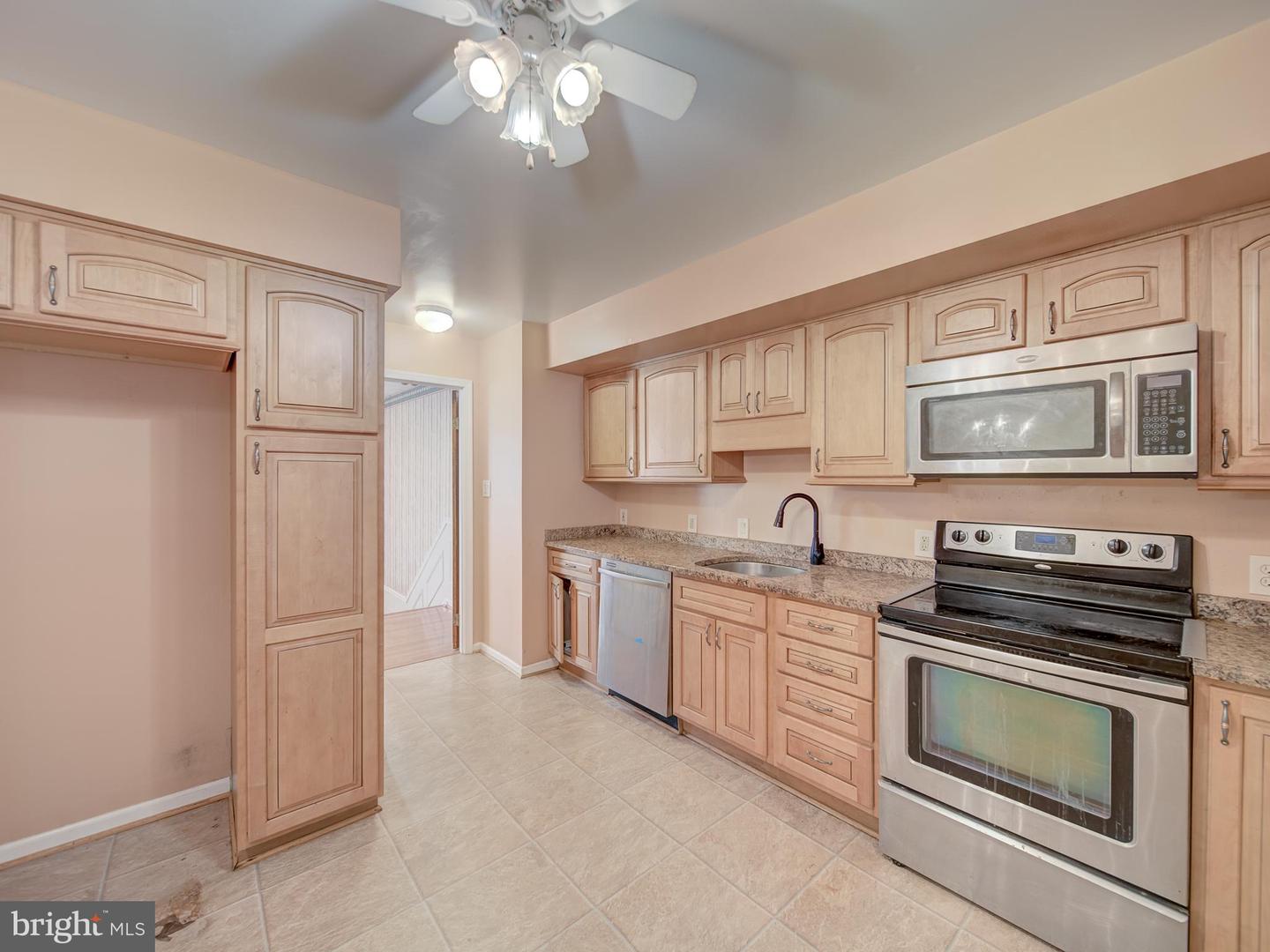 9315 LEES RIDGE RD, WARRENTON, Virginia 20186, 3 Bedrooms Bedrooms, ,2 BathroomsBathrooms,Residential,For sale,9315 LEES RIDGE RD,VAFQ2019752 MLS # VAFQ2019752 9315 LEES RIDGE RD, WARRENTON, Virginia 20186, 3 Bedrooms Bedrooms, ,2 BathroomsBathrooms,Residential,For sale,9315 LEES RIDGE RD,VAFQ2019752 MLS # VAFQ2019752