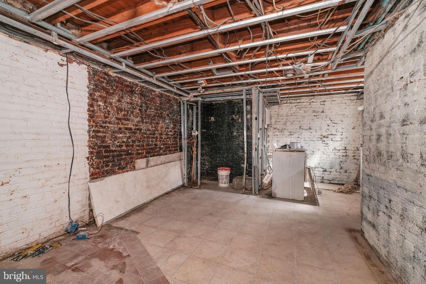 300 P ST NW, WASHINGTON, District Of Columbia 20001, 3 Bedrooms Bedrooms, 11 Rooms Rooms,2 BathroomsBathrooms,Residential,For sale,300 P ST NW,DCDC2233238 MLS # DCDC2233238 300 P ST NW, WASHINGTON, District Of Columbia 20001, 3 Bedrooms Bedrooms, 11 Rooms Rooms,2 BathroomsBathrooms,Residential,For sale,300 P ST NW,DCDC2233238 MLS # DCDC2233238