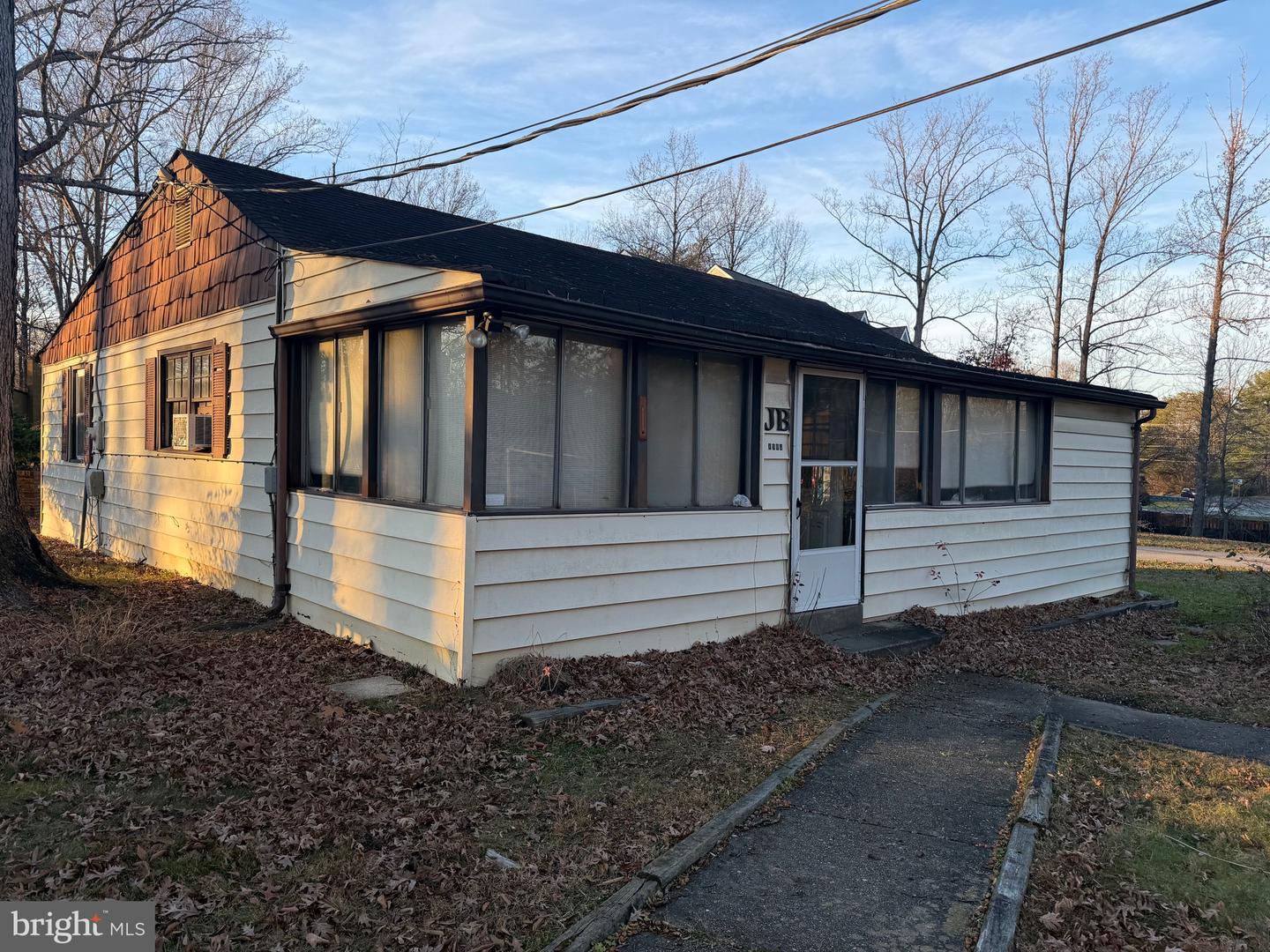 8906 HOOES RD, LORTON, Virginia 22079, 3 Bedrooms Bedrooms, ,1 BathroomBathrooms,Residential,For sale,8906 HOOES RD,VAFX2281540 MLS # VAFX2281540 8906 HOOES RD, LORTON, Virginia 22079, 3 Bedrooms Bedrooms, ,1 BathroomBathrooms,Residential,For sale,8906 HOOES RD,VAFX2281540 MLS # VAFX2281540