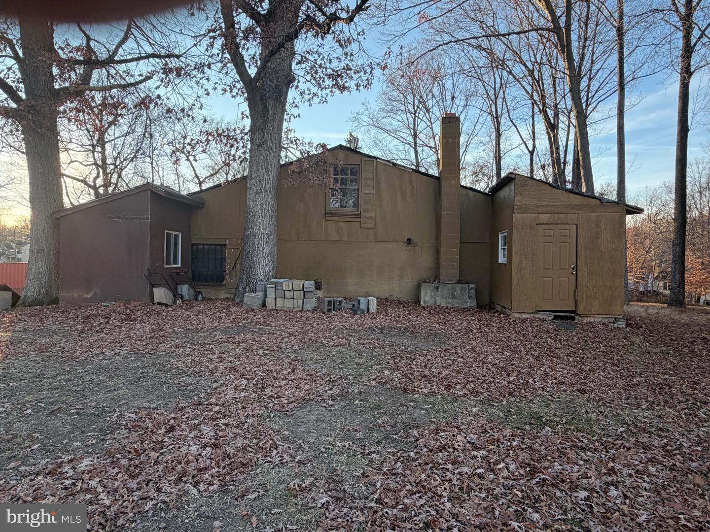 8906 HOOES RD, LORTON, Virginia 22079, 3 Bedrooms Bedrooms, ,1 BathroomBathrooms,Residential,For sale,8906 HOOES RD,VAFX2281540 MLS # VAFX2281540 8906 HOOES RD, LORTON, Virginia 22079, 3 Bedrooms Bedrooms, ,1 BathroomBathrooms,Residential,For sale,8906 HOOES RD,VAFX2281540 MLS # VAFX2281540