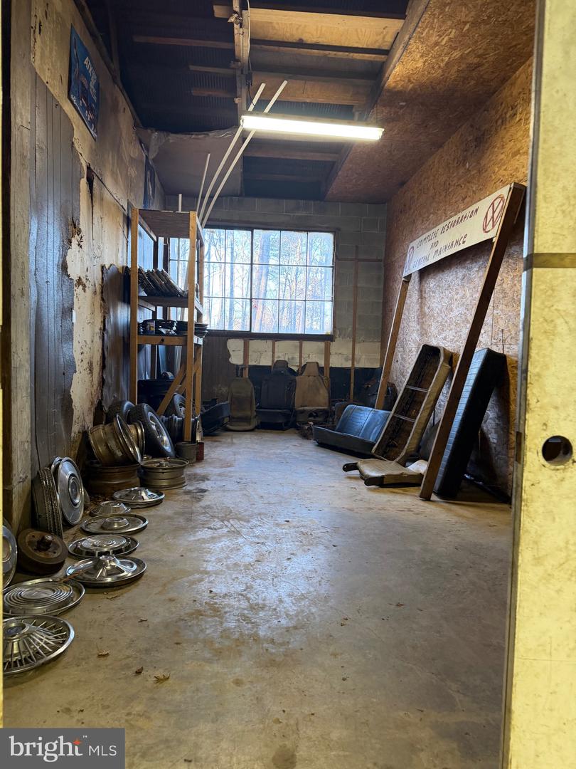 8906 HOOES RD, LORTON, Virginia 22079, 3 Bedrooms Bedrooms, ,1 BathroomBathrooms,Residential,For sale,8906 HOOES RD,VAFX2281540 MLS # VAFX2281540 8906 HOOES RD, LORTON, Virginia 22079, 3 Bedrooms Bedrooms, ,1 BathroomBathrooms,Residential,For sale,8906 HOOES RD,VAFX2281540 MLS # VAFX2281540