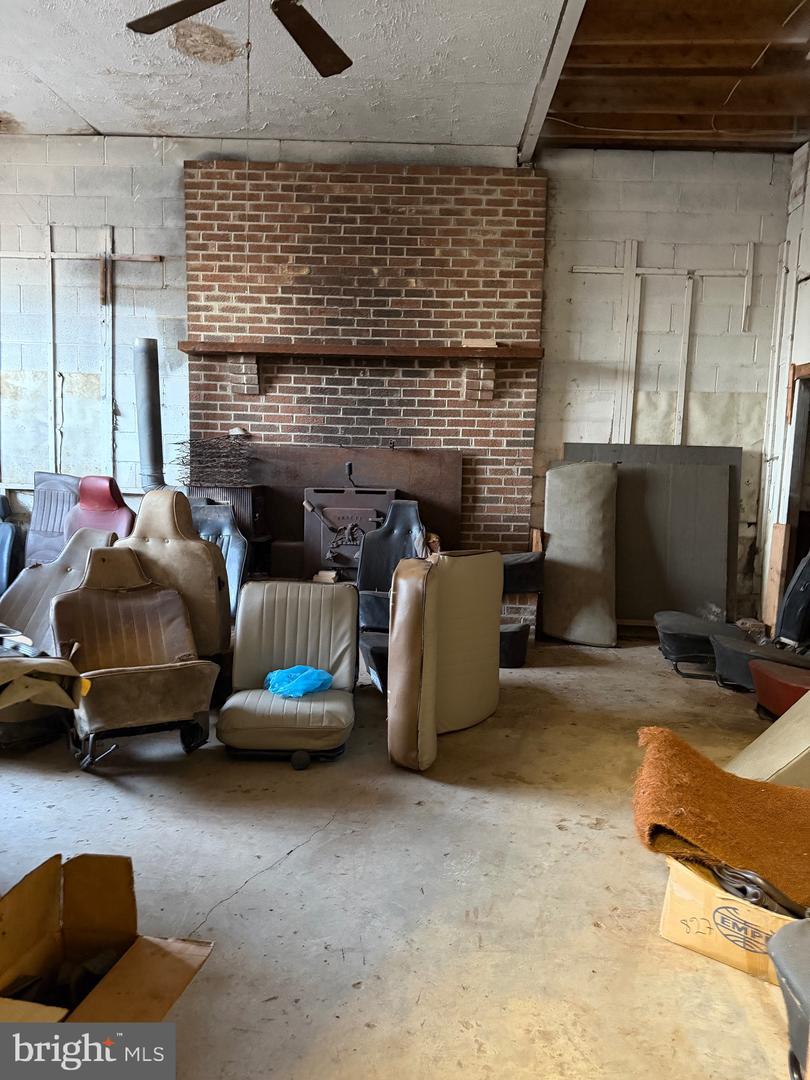 8906 HOOES RD, LORTON, Virginia 22079, 3 Bedrooms Bedrooms, ,1 BathroomBathrooms,Residential,For sale,8906 HOOES RD,VAFX2281540 MLS # VAFX2281540 8906 HOOES RD, LORTON, Virginia 22079, 3 Bedrooms Bedrooms, ,1 BathroomBathrooms,Residential,For sale,8906 HOOES RD,VAFX2281540 MLS # VAFX2281540