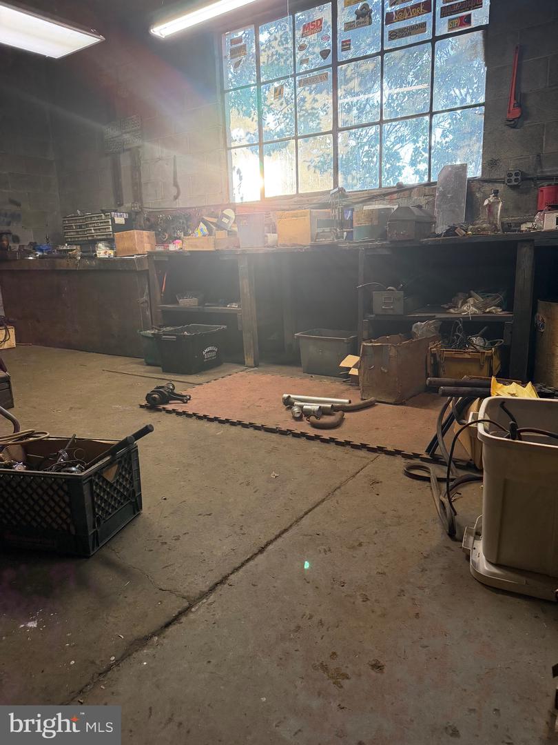 8906 HOOES RD, LORTON, Virginia 22079, 3 Bedrooms Bedrooms, ,1 BathroomBathrooms,Residential,For sale,8906 HOOES RD,VAFX2281540 MLS # VAFX2281540 8906 HOOES RD, LORTON, Virginia 22079, 3 Bedrooms Bedrooms, ,1 BathroomBathrooms,Residential,For sale,8906 HOOES RD,VAFX2281540 MLS # VAFX2281540