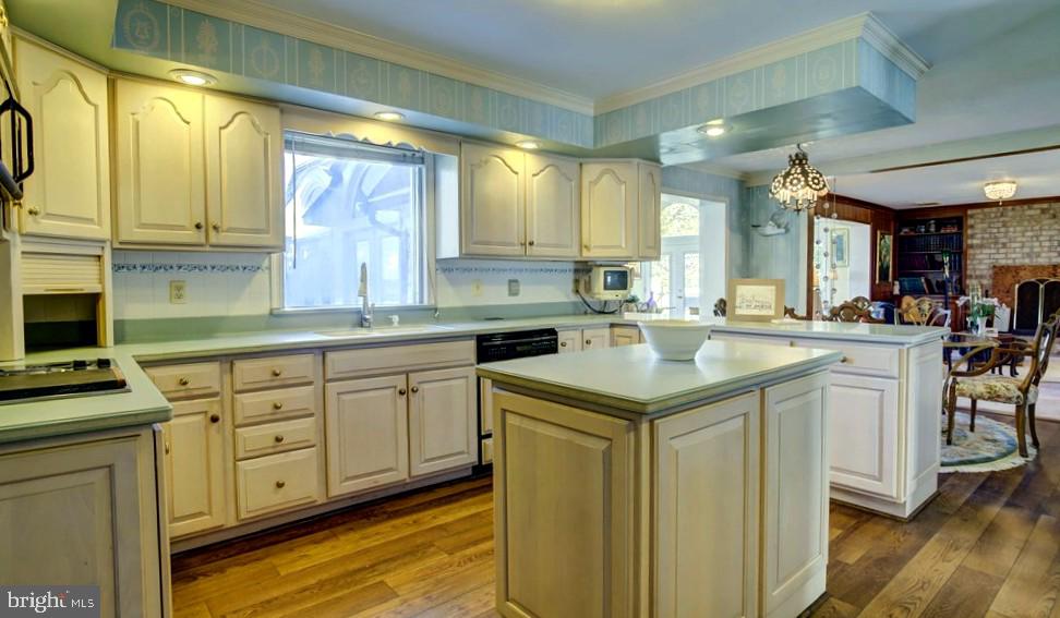 5557 MAIN ST, CHINCOTEAGUE ISLAND, Virginia 23336, 4 Bedrooms Bedrooms, ,4 BathroomsBathrooms,Residential,For sale,5557 MAIN ST,VAAC2001390 MLS # VAAC2001390 5557 MAIN ST, CHINCOTEAGUE ISLAND, Virginia 23336, 4 Bedrooms Bedrooms, ,4 BathroomsBathrooms,Residential,For sale,5557 MAIN ST,VAAC2001390 MLS # VAAC2001390