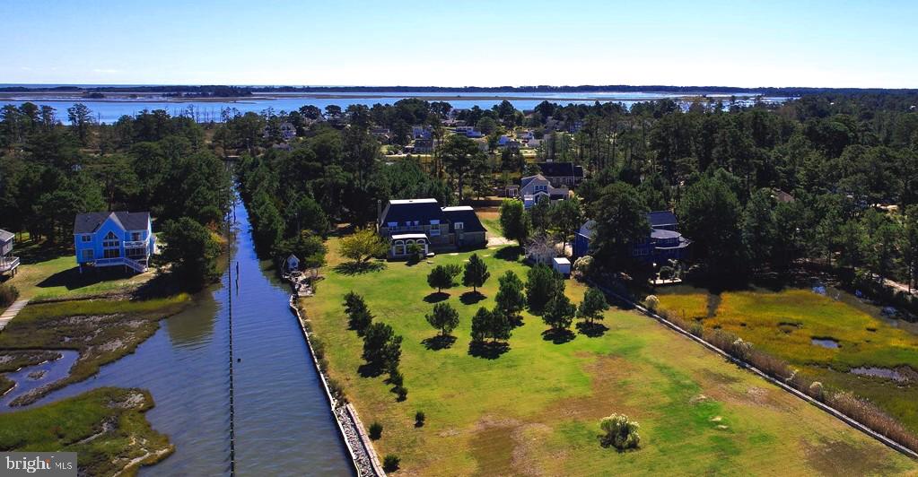 5557 MAIN ST, CHINCOTEAGUE ISLAND, Virginia 23336, 4 Bedrooms Bedrooms, ,4 BathroomsBathrooms,Residential,For sale,5557 MAIN ST,VAAC2001390 MLS # VAAC2001390 5557 MAIN ST, CHINCOTEAGUE ISLAND, Virginia 23336, 4 Bedrooms Bedrooms, ,4 BathroomsBathrooms,Residential,For sale,5557 MAIN ST,VAAC2001390 MLS # VAAC2001390