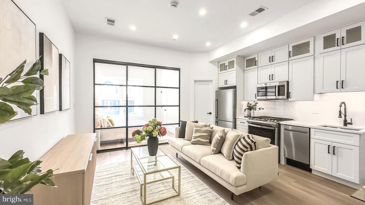 2517 ONTARIO RD NW #5, WASHINGTON, District Of Columbia 20009, 2 Bedrooms Bedrooms, ,1 BathroomBathrooms,Residential,For sale,2517 ONTARIO RD NW #5,DCDC2203610 MLS # DCDC2203610 2517 ONTARIO RD NW #5, WASHINGTON, District Of Columbia 20009, 2 Bedrooms Bedrooms, ,1 BathroomBathrooms,Residential,For sale,2517 ONTARIO RD NW #5,DCDC2203610 MLS # DCDC2203610