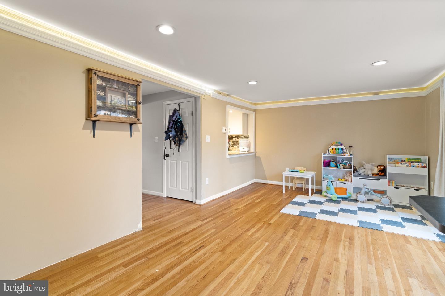 1315 MEAD TER, WOODBRIDGE, Virginia 22191, 3 Bedrooms Bedrooms, 6 Rooms Rooms,3 BathroomsBathrooms,Residential,For sale,1315 MEAD TER,VAPW2101628 MLS # VAPW2101628 1315 MEAD TER, WOODBRIDGE, Virginia 22191, 3 Bedrooms Bedrooms, 6 Rooms Rooms,3 BathroomsBathrooms,Residential,For sale,1315 MEAD TER,VAPW2101628 MLS # VAPW2101628