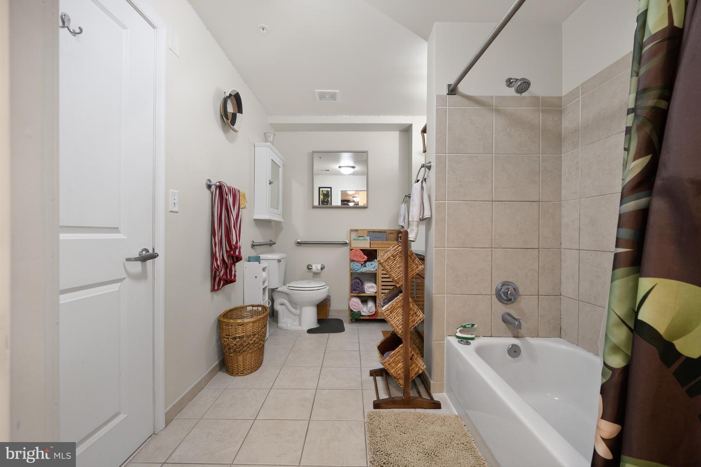 915 E STREET, CONDO HOME UNIT 1214 NW, WASHINGTON, District Of Columbia 20004, 1 Bedroom Bedrooms, 2 Rooms Rooms,1 BathroomBathrooms,Residential,For sale,915 E STREET, CONDO HOME UNIT 1214 NW,DCDC2221904 MLS # DCDC2221904