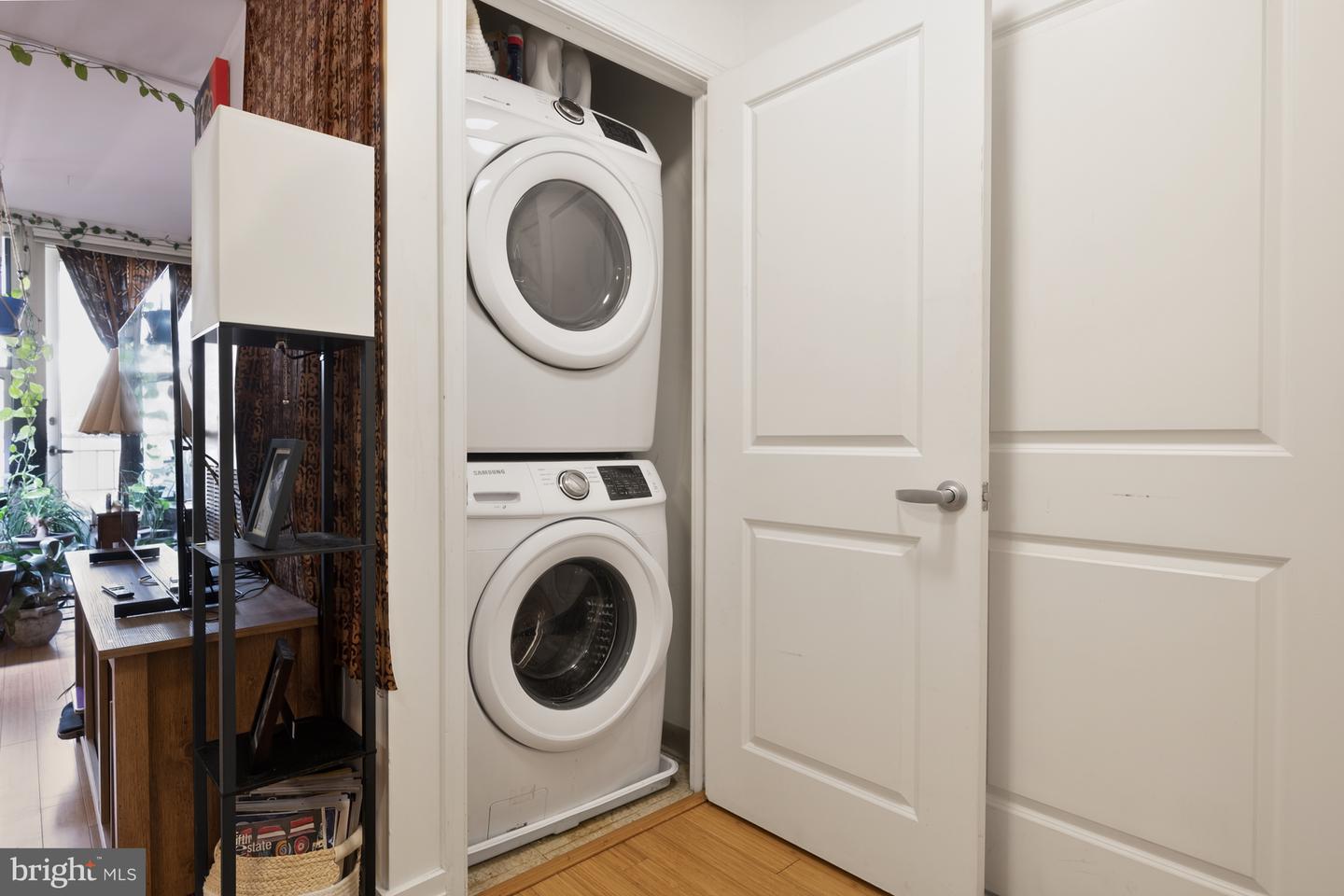 915 E STREET, CONDO HOME UNIT 1214 NW, WASHINGTON, District Of Columbia 20004, 1 Bedroom Bedrooms, 2 Rooms Rooms,1 BathroomBathrooms,Residential,For sale,915 E STREET, CONDO HOME UNIT 1214 NW,DCDC2221904 MLS # DCDC2221904