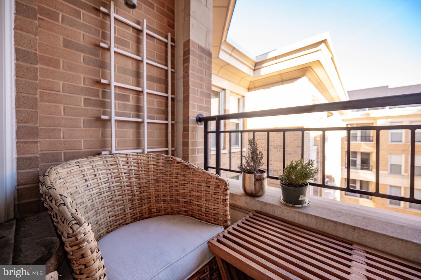 915 E STREET, CONDO HOME UNIT 1214 NW, WASHINGTON, District Of Columbia 20004, 1 Bedroom Bedrooms, 2 Rooms Rooms,1 BathroomBathrooms,Residential,For sale,915 E STREET, CONDO HOME UNIT 1214 NW,DCDC2221904 MLS # DCDC2221904