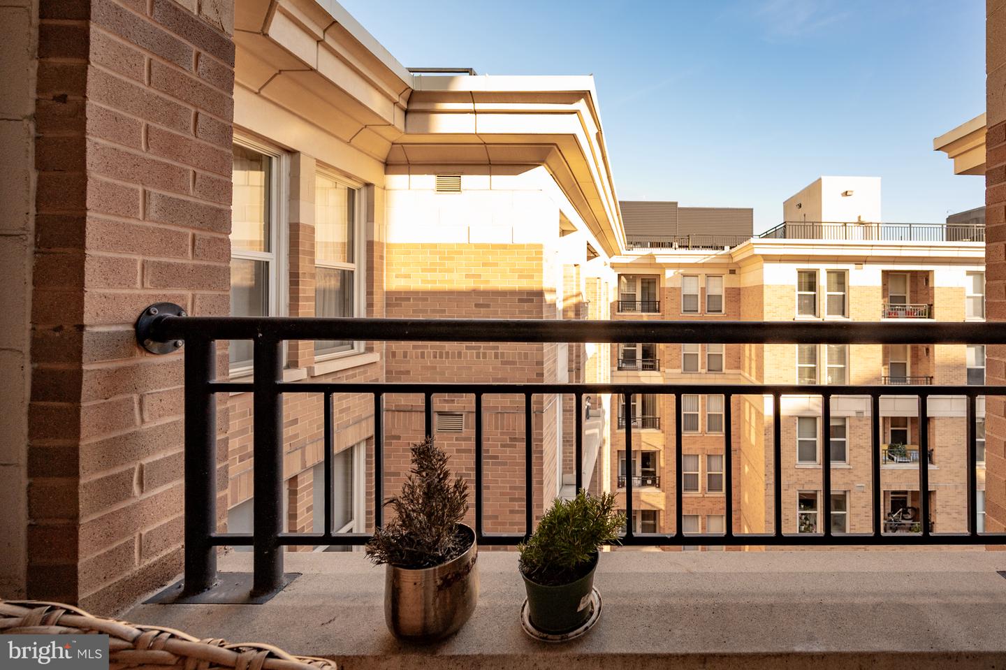 915 E STREET, CONDO HOME UNIT 1214 NW, WASHINGTON, District Of Columbia 20004, 1 Bedroom Bedrooms, 2 Rooms Rooms,1 BathroomBathrooms,Residential,For sale,915 E STREET, CONDO HOME UNIT 1214 NW,DCDC2221904 MLS # DCDC2221904