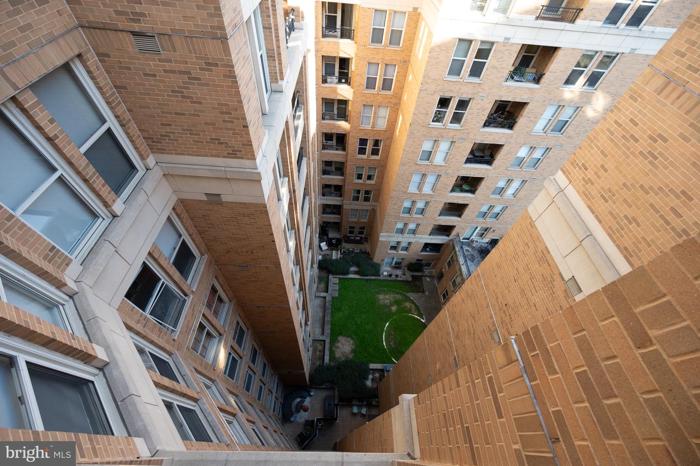 915 E STREET, CONDO HOME UNIT 1214 NW, WASHINGTON, District Of Columbia 20004, 1 Bedroom Bedrooms, 2 Rooms Rooms,1 BathroomBathrooms,Residential,For sale,915 E STREET, CONDO HOME UNIT 1214 NW,DCDC2221904 MLS # DCDC2221904