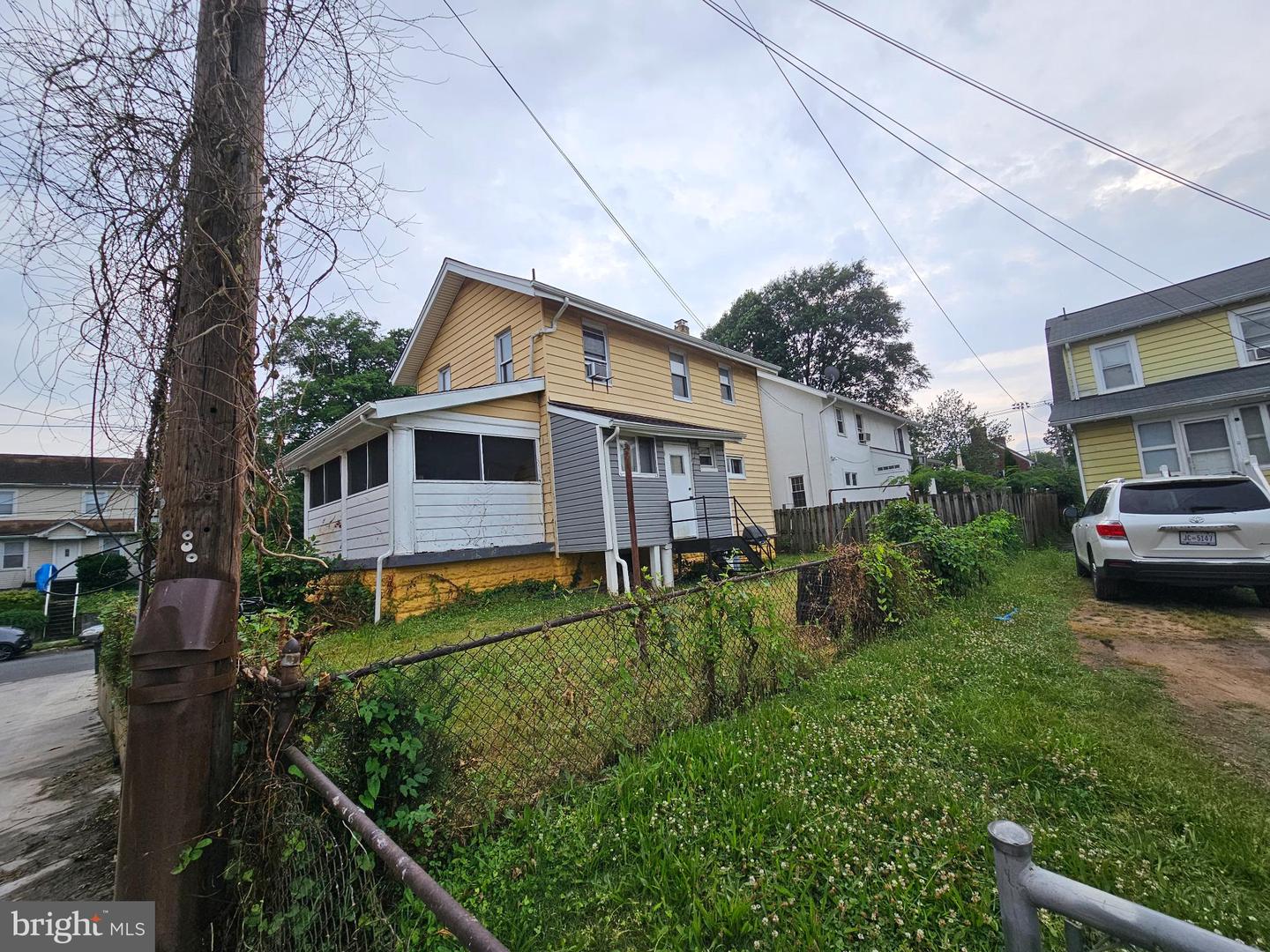 2004 PERRY ST NE, WASHINGTON, District Of Columbia 20018, 3 Bedrooms Bedrooms, 4 Rooms Rooms,1 BathroomBathrooms,Residential,For sale,2004 PERRY ST NE,DCDC2223280 MLS # DCDC2223280 2004 PERRY ST NE, WASHINGTON, District Of Columbia 20018, 3 Bedrooms Bedrooms, 4 Rooms Rooms,1 BathroomBathrooms,Residential,For sale,2004 PERRY ST NE,DCDC2223280 MLS # DCDC2223280