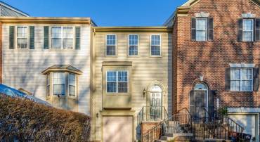 13708 GLASSFORD PL, CENTREVILLE, Virginia 20120, 3 Bedrooms Bedrooms, ,2 BathroomsBathrooms,Residential,For sale,13708 GLASSFORD PL,VAFX2269640 MLS # VAFX2269640