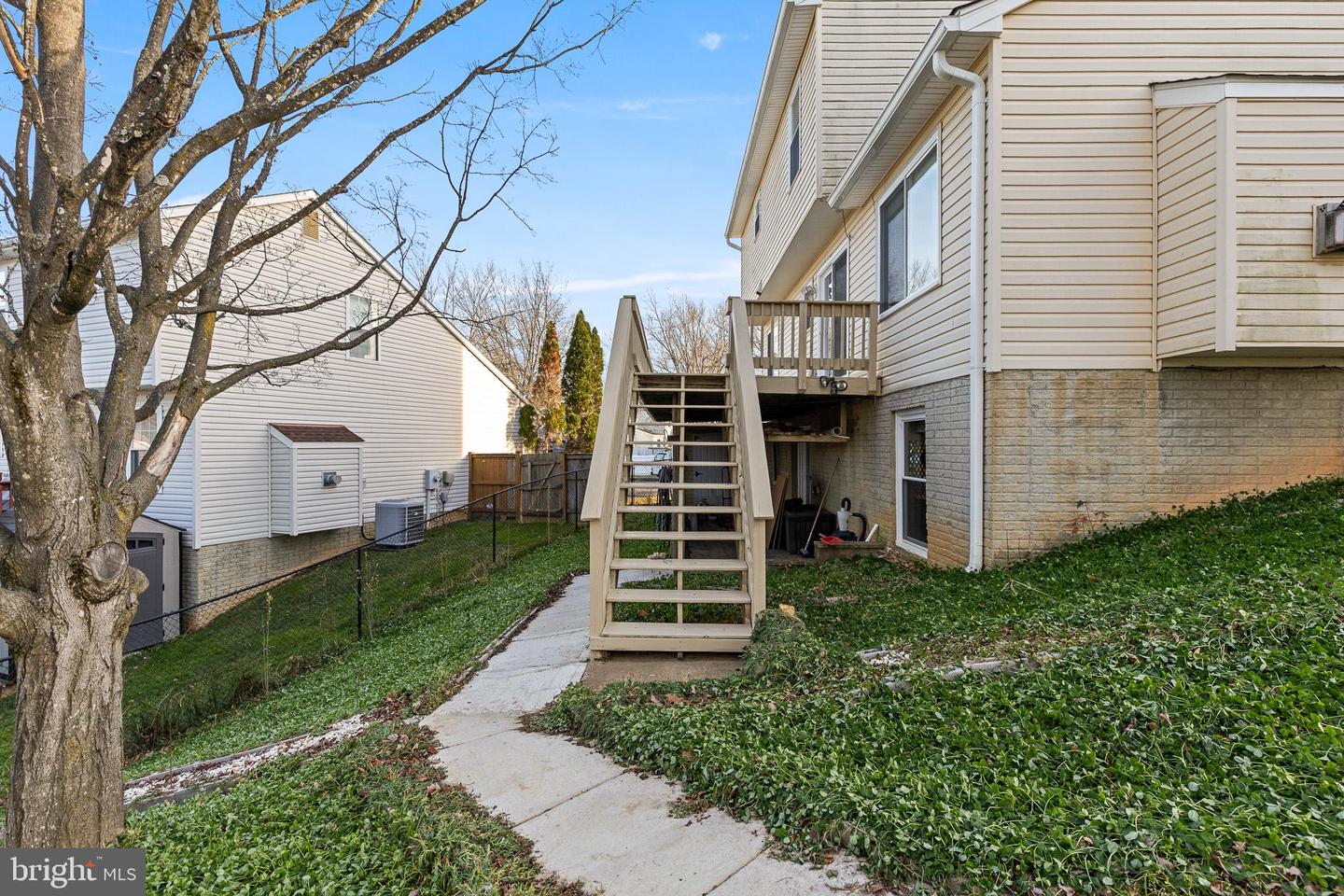 5710 RHODE ISLAND DR, WOODBRIDGE, Virginia 22193, 4 Bedrooms Bedrooms, ,3 BathroomsBathrooms,Residential,For sale,5710 RHODE ISLAND DR,VAPW2105376 MLS # VAPW2105376