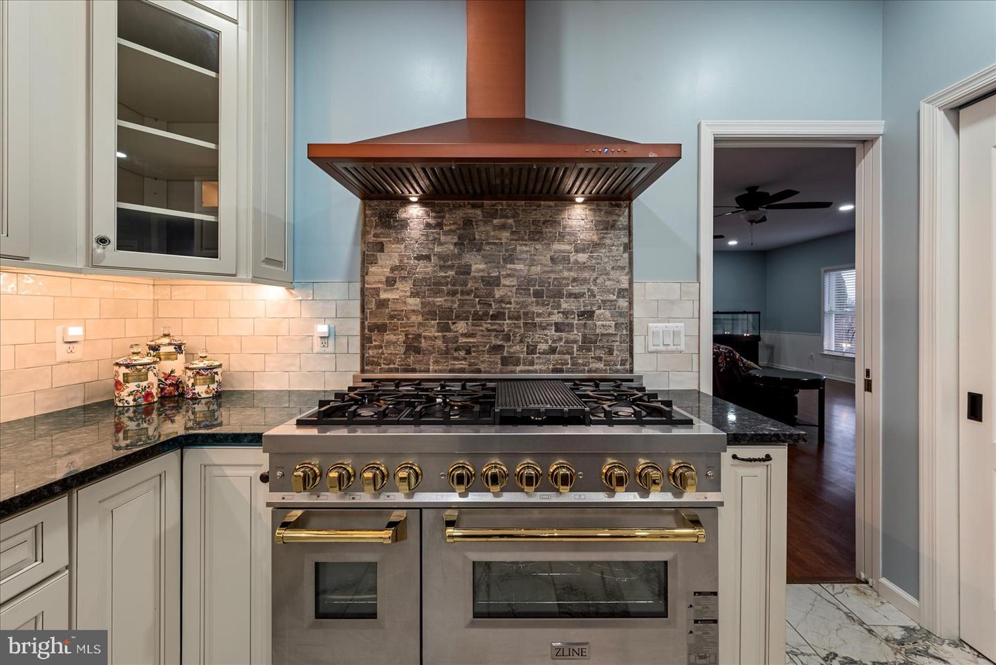 978 OLD CHARLES TOWN RD, BERRYVILLE, Virginia 22611, 3 Bedrooms Bedrooms, ,2 BathroomsBathrooms,Residential,For sale,978 OLD CHARLES TOWN RD,VACL2006180 MLS # VACL2006180 978 OLD CHARLES TOWN RD, BERRYVILLE, Virginia 22611, 3 Bedrooms Bedrooms, ,2 BathroomsBathrooms,Residential,For sale,978 OLD CHARLES TOWN RD,VACL2006180 MLS # VACL2006180