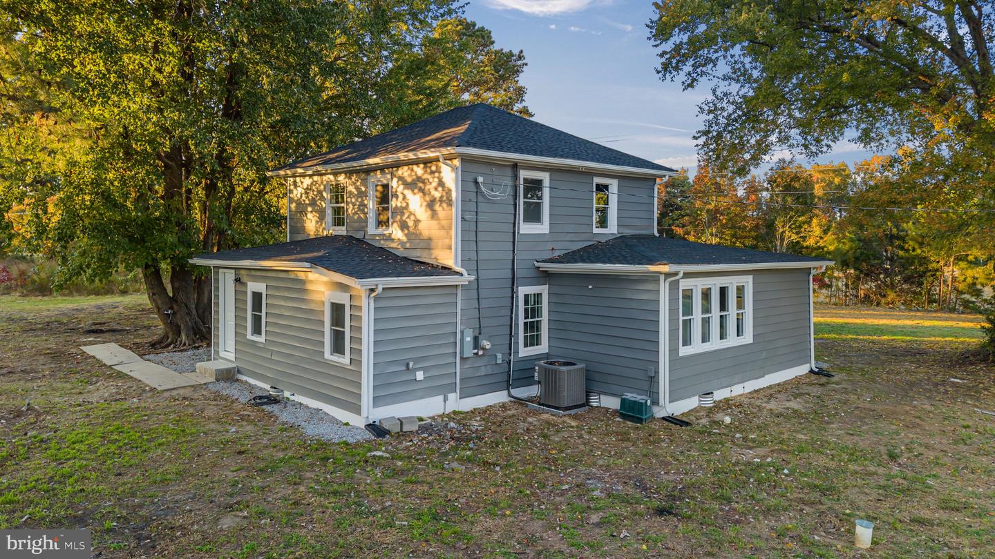 7946 HOWERTON RD, TAPPAHANNOCK, Virginia 22560, 4 Bedrooms Bedrooms, 7 Rooms Rooms,2 BathroomsBathrooms,Residential,For sale,7946 HOWERTON RD,VAES2002076 MLS # VAES2002076 7946 HOWERTON RD, TAPPAHANNOCK, Virginia 22560, 4 Bedrooms Bedrooms, 7 Rooms Rooms,2 BathroomsBathrooms,Residential,For sale,7946 HOWERTON RD,VAES2002076 MLS # VAES2002076