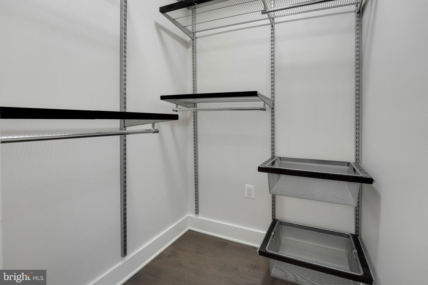 3821 14TH ST NW #6, WASHINGTON, District Of Columbia 20011, 3 Bedrooms Bedrooms, ,2 BathroomsBathrooms,Residential,For sale,3821 14TH ST NW #6,DCDC2232564 MLS # DCDC2232564