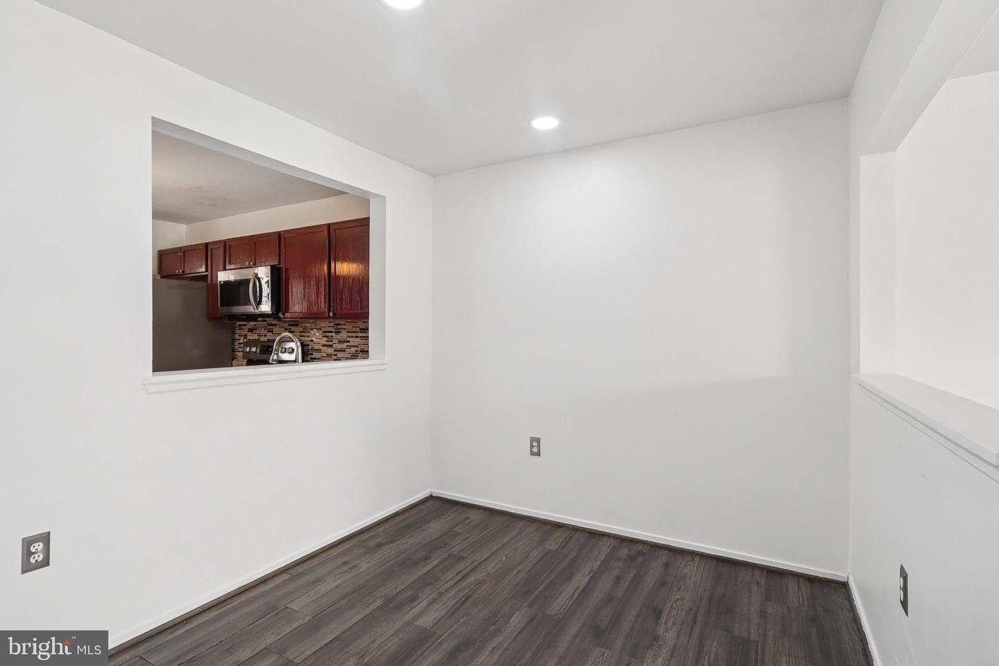 8703 VILLAGE GREEN CT, ALEXANDRIA, Virginia 22309, 3 Bedrooms Bedrooms, ,2 BathroomsBathrooms,Residential,For sale,8703 VILLAGE GREEN CT,VAFX2280554 MLS # VAFX2280554 8703 VILLAGE GREEN CT, ALEXANDRIA, Virginia 22309, 3 Bedrooms Bedrooms, ,2 BathroomsBathrooms,Residential,For sale,8703 VILLAGE GREEN CT,VAFX2280554 MLS # VAFX2280554