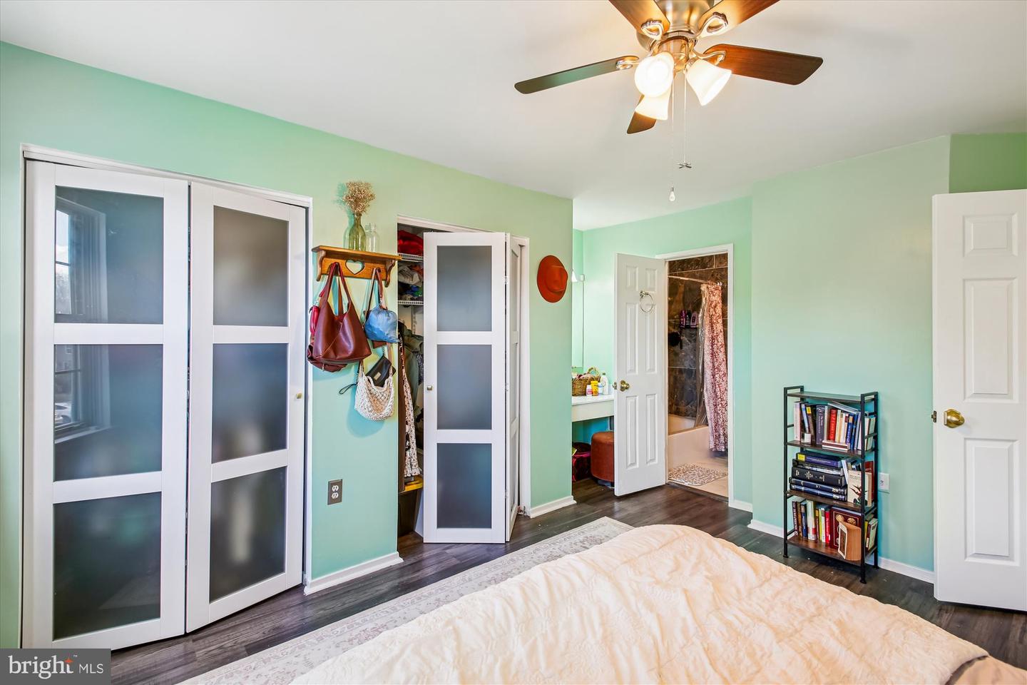 8703 VILLAGE GREEN CT, ALEXANDRIA, Virginia 22309, 3 Bedrooms Bedrooms, ,2 BathroomsBathrooms,Residential,For sale,8703 VILLAGE GREEN CT,VAFX2280554 MLS # VAFX2280554 8703 VILLAGE GREEN CT, ALEXANDRIA, Virginia 22309, 3 Bedrooms Bedrooms, ,2 BathroomsBathrooms,Residential,For sale,8703 VILLAGE GREEN CT,VAFX2280554 MLS # VAFX2280554