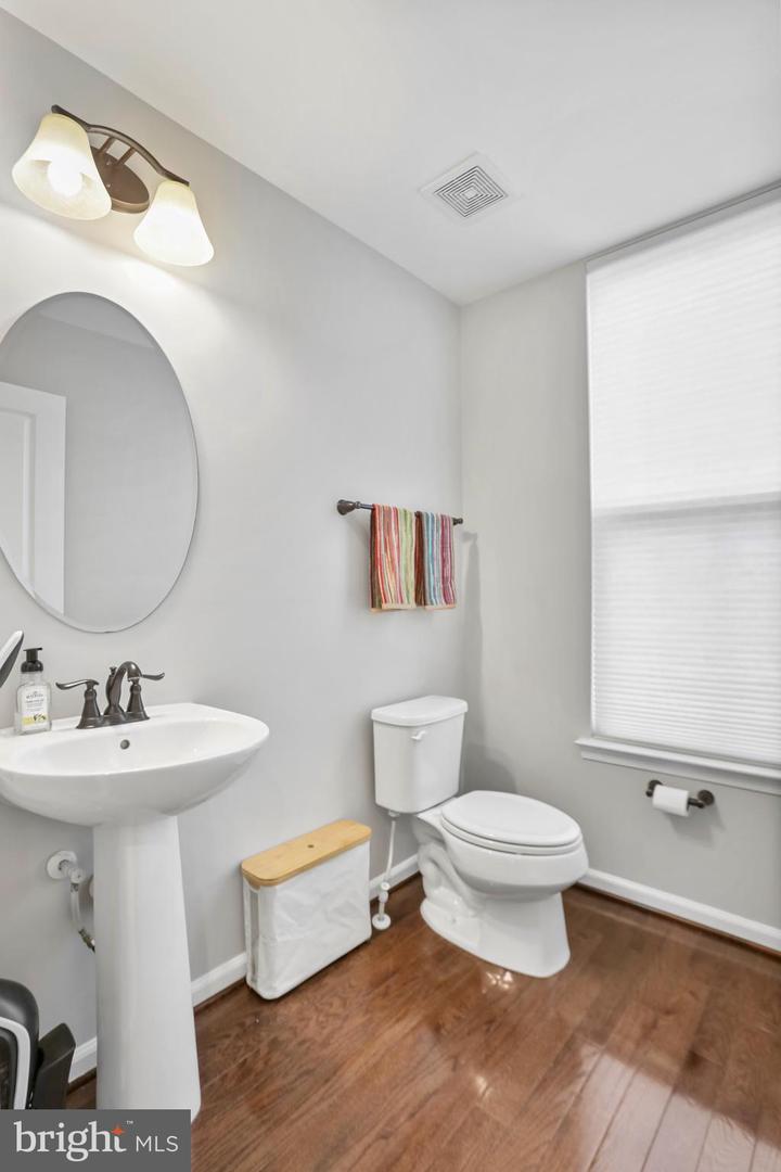 22315 TEES TER, ASHBURN, Virginia 20148, 5 Bedrooms Bedrooms, ,4 BathroomsBathrooms,Residential,For sale,22315 TEES TER,VALO2111756 MLS # VALO2111756 22315 TEES TER, ASHBURN, Virginia 20148, 5 Bedrooms Bedrooms, ,4 BathroomsBathrooms,Residential,For sale,22315 TEES TER,VALO2111756 MLS # VALO2111756