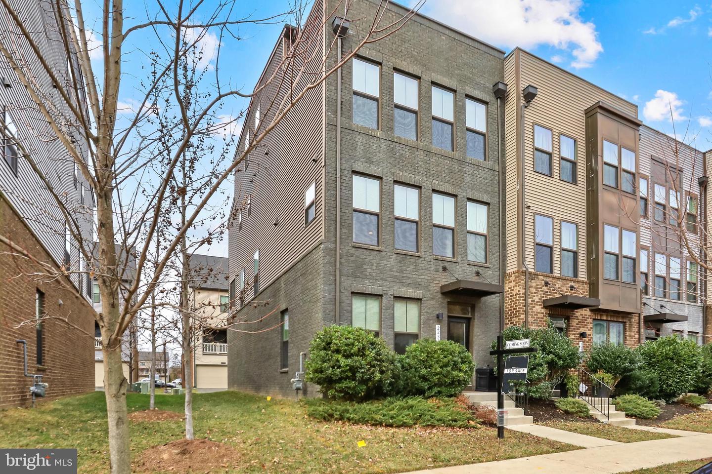 22315 TEES TER, ASHBURN, Virginia 20148, 5 Bedrooms Bedrooms, ,4 BathroomsBathrooms,Residential,For sale,22315 TEES TER,VALO2111756 MLS # VALO2111756 22315 TEES TER, ASHBURN, Virginia 20148, 5 Bedrooms Bedrooms, ,4 BathroomsBathrooms,Residential,For sale,22315 TEES TER,VALO2111756 MLS # VALO2111756