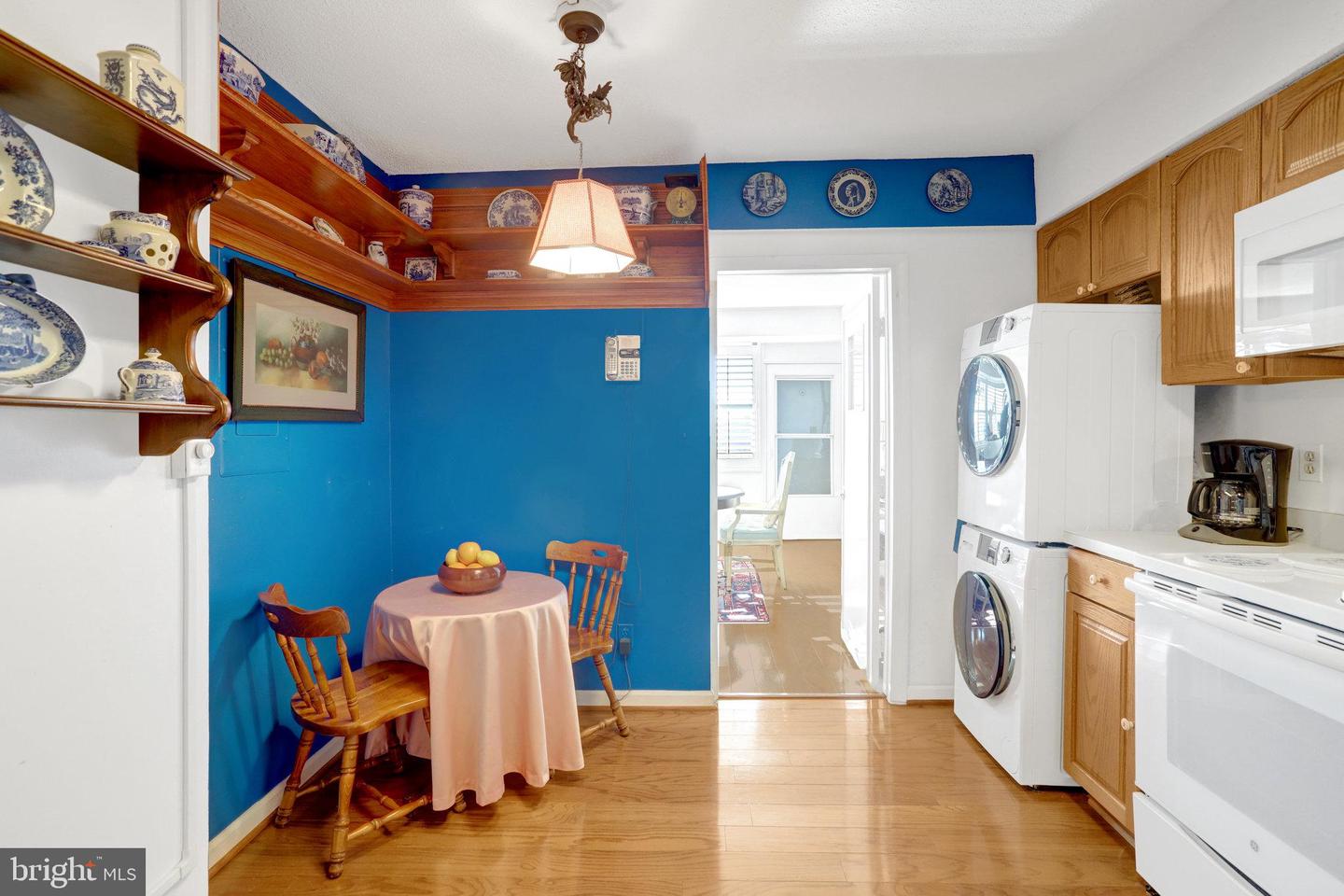 3713 S GEORGE MASON DR #1102, FALLS CHURCH, Virginia 22041, 3 Bedrooms Bedrooms, ,2 BathroomsBathrooms,Residential,For sale,3713 S GEORGE MASON DR #1102,VAFX2280792 MLS # VAFX2280792 3713 S GEORGE MASON DR #1102, FALLS CHURCH, Virginia 22041, 3 Bedrooms Bedrooms, ,2 BathroomsBathrooms,Residential,For sale,3713 S GEORGE MASON DR #1102,VAFX2280792 MLS # VAFX2280792