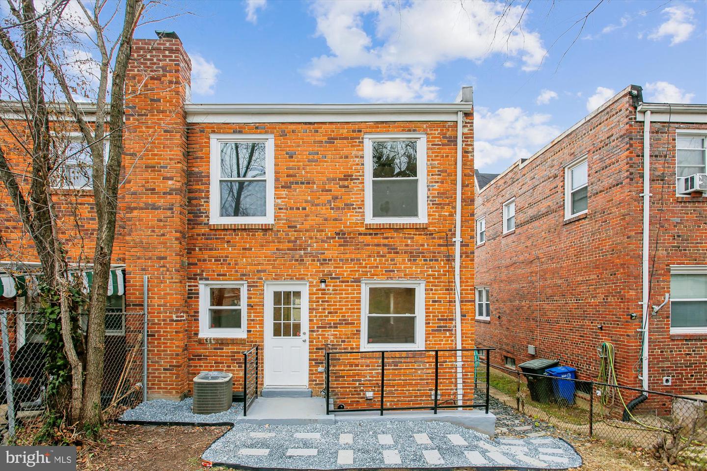 529 FOXHALL PL SE, WASHINGTON, District Of Columbia 20032, 3 Bedrooms Bedrooms, 5 Rooms Rooms,1 BathroomBathrooms,Residential,For sale,529 FOXHALL PL SE,DCDC2233272 MLS # DCDC2233272 529 FOXHALL PL SE, WASHINGTON, District Of Columbia 20032, 3 Bedrooms Bedrooms, 5 Rooms Rooms,1 BathroomBathrooms,Residential,For sale,529 FOXHALL PL SE,DCDC2233272 MLS # DCDC2233272