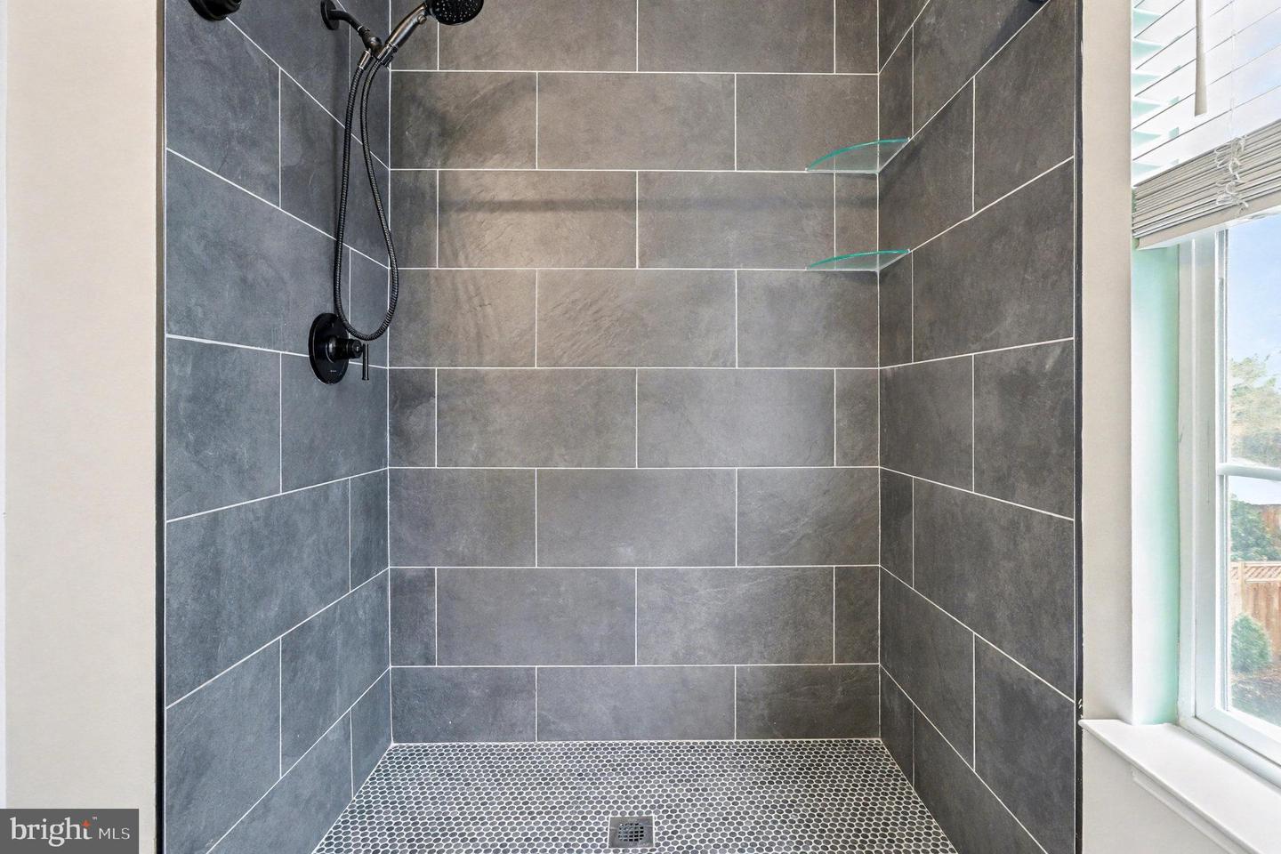 48 HAMSTEAD RD, FREDERICKSBURG, Virginia 22405, 4 Bedrooms Bedrooms, ,2 BathroomsBathrooms,Residential,For sale,48 HAMSTEAD RD,VAST2044500 MLS # VAST2044500