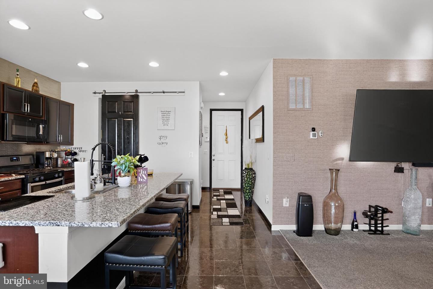 433 TOWN RUN LN, STEPHENS CITY, Virginia 22655, 3 Bedrooms Bedrooms, ,3 BathroomsBathrooms,Residential,For sale,433 TOWN RUN LN,VAFV2038292 MLS # VAFV2038292 433 TOWN RUN LN, STEPHENS CITY, Virginia 22655, 3 Bedrooms Bedrooms, ,3 BathroomsBathrooms,Residential,For sale,433 TOWN RUN LN,VAFV2038292 MLS # VAFV2038292