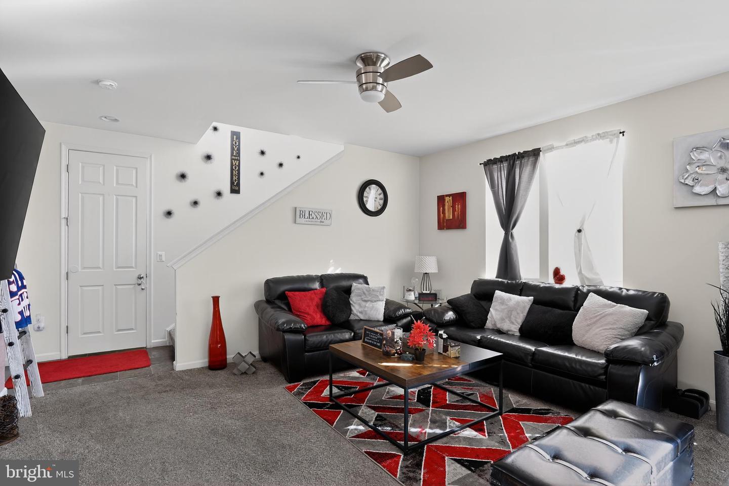 433 TOWN RUN LN, STEPHENS CITY, Virginia 22655, 3 Bedrooms Bedrooms, ,3 BathroomsBathrooms,Residential,For sale,433 TOWN RUN LN,VAFV2038292 MLS # VAFV2038292 433 TOWN RUN LN, STEPHENS CITY, Virginia 22655, 3 Bedrooms Bedrooms, ,3 BathroomsBathrooms,Residential,For sale,433 TOWN RUN LN,VAFV2038292 MLS # VAFV2038292