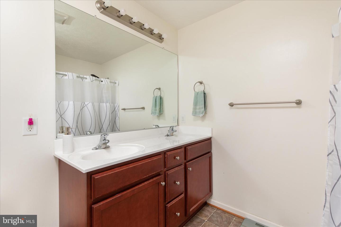 1207 ODEN ST, FRONT ROYAL, Virginia 22630, 3 Bedrooms Bedrooms, ,3 BathroomsBathrooms,Residential,For sale,1207 ODEN ST,VAWR2012888 MLS # VAWR2012888 1207 ODEN ST, FRONT ROYAL, Virginia 22630, 3 Bedrooms Bedrooms, ,3 BathroomsBathrooms,Residential,For sale,1207 ODEN ST,VAWR2012888 MLS # VAWR2012888