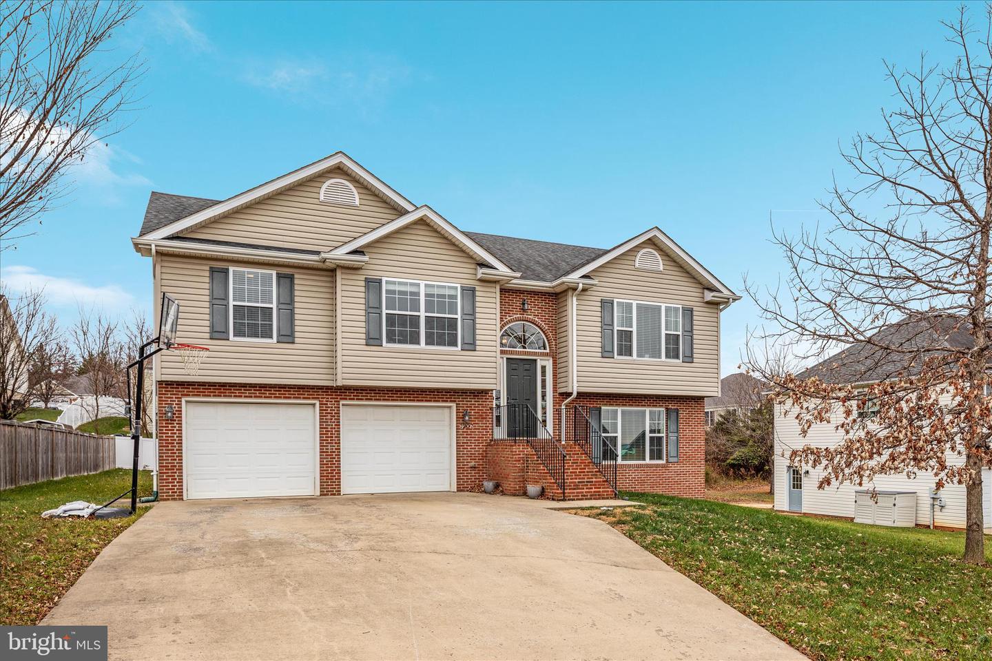 1207 ODEN ST, FRONT ROYAL, Virginia 22630, 3 Bedrooms Bedrooms, ,3 BathroomsBathrooms,Residential,For sale,1207 ODEN ST,VAWR2012888 MLS # VAWR2012888 1207 ODEN ST, FRONT ROYAL, Virginia 22630, 3 Bedrooms Bedrooms, ,3 BathroomsBathrooms,Residential,For sale,1207 ODEN ST,VAWR2012888 MLS # VAWR2012888