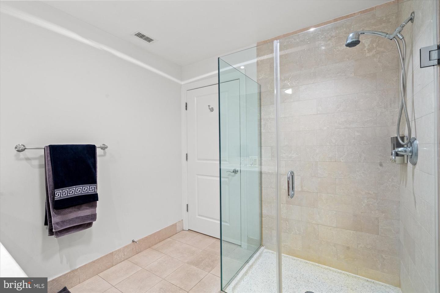 2425 L ST NW #324, WASHINGTON, District Of Columbia 20037, 1 Bedroom Bedrooms, ,1 BathroomBathrooms,Residential,For sale,2425 L ST NW #324,DCDC2233782 MLS # DCDC2233782 2425 L ST NW #324, WASHINGTON, District Of Columbia 20037, 1 Bedroom Bedrooms, ,1 BathroomBathrooms,Residential,For sale,2425 L ST NW #324,DCDC2233782 MLS # DCDC2233782