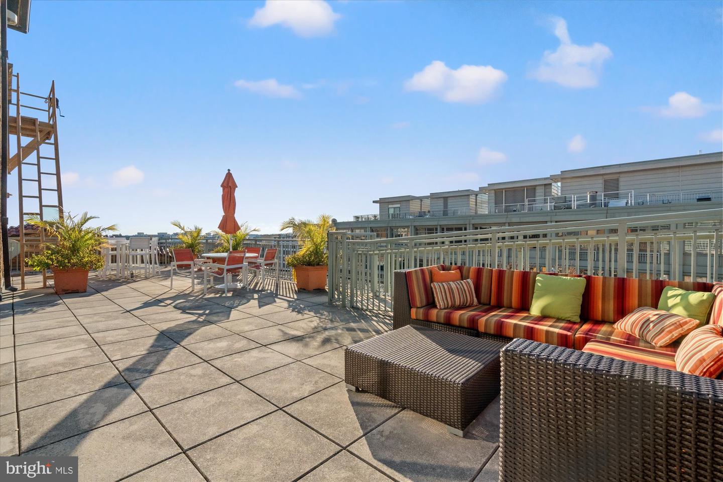 2425 L ST NW #324, WASHINGTON, District Of Columbia 20037, 1 Bedroom Bedrooms, ,1 BathroomBathrooms,Residential,For sale,2425 L ST NW #324,DCDC2233782 MLS # DCDC2233782 2425 L ST NW #324, WASHINGTON, District Of Columbia 20037, 1 Bedroom Bedrooms, ,1 BathroomBathrooms,Residential,For sale,2425 L ST NW #324,DCDC2233782 MLS # DCDC2233782