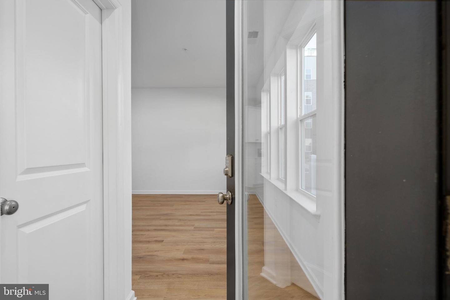 2536 NEABSCO COMMON PL, WOODBRIDGE, Virginia 22191, 2 Bedrooms Bedrooms, ,2 BathroomsBathrooms,Residential,For sale,2536 NEABSCO COMMON PL,VAPW2108664 MLS # VAPW2108664