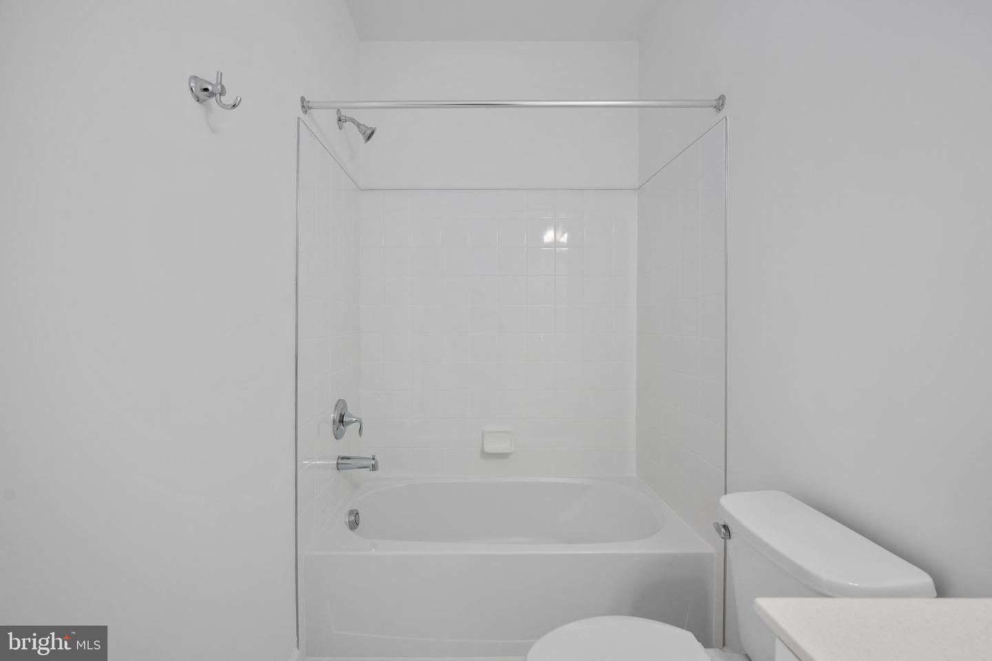 2536 NEABSCO COMMON PL, WOODBRIDGE, Virginia 22191, 2 Bedrooms Bedrooms, ,2 BathroomsBathrooms,Residential,For sale,2536 NEABSCO COMMON PL,VAPW2108664 MLS # VAPW2108664